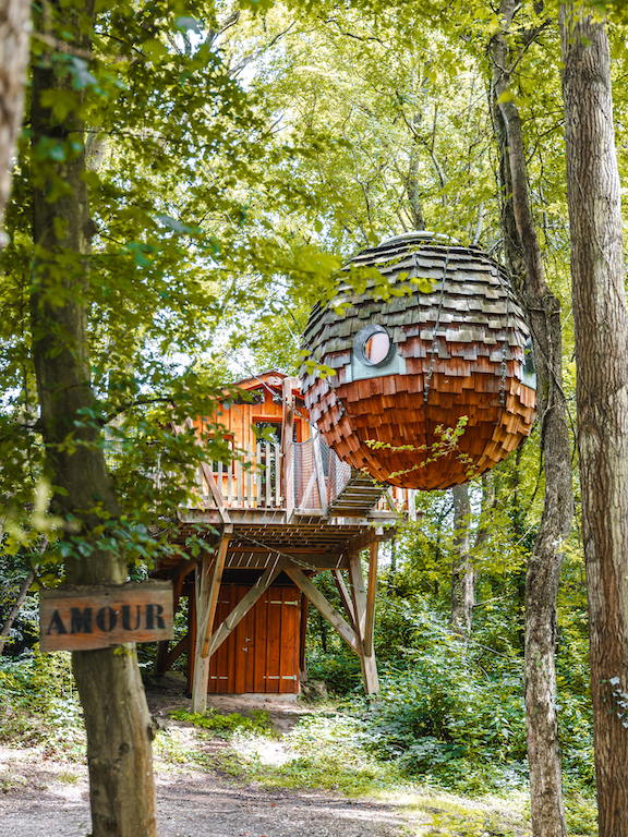 Cabane Spa Cocoon d'Amour : une évasion romantique en Picardie à Rosoy-En-Multien — salle de bain
