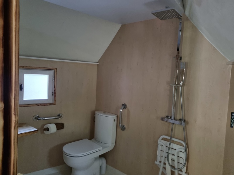 Cabane Navis — Hébergement insolite avec spa à Haute-Marne à Narcy — cuisine