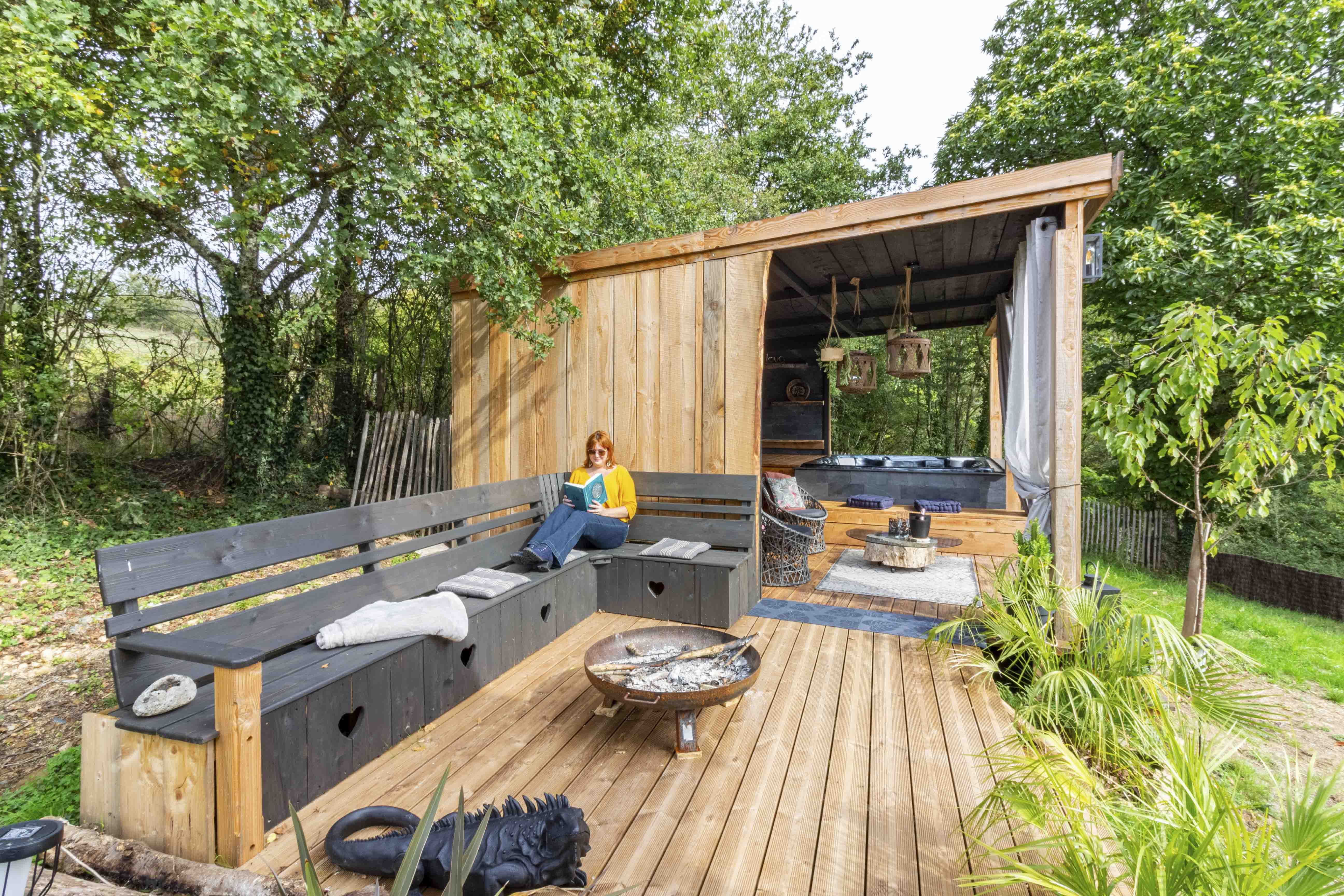 Cabane PureScapade & Spa — Nuit perchée à 5m en Haute-Vienne à Nieul — environnement naturel