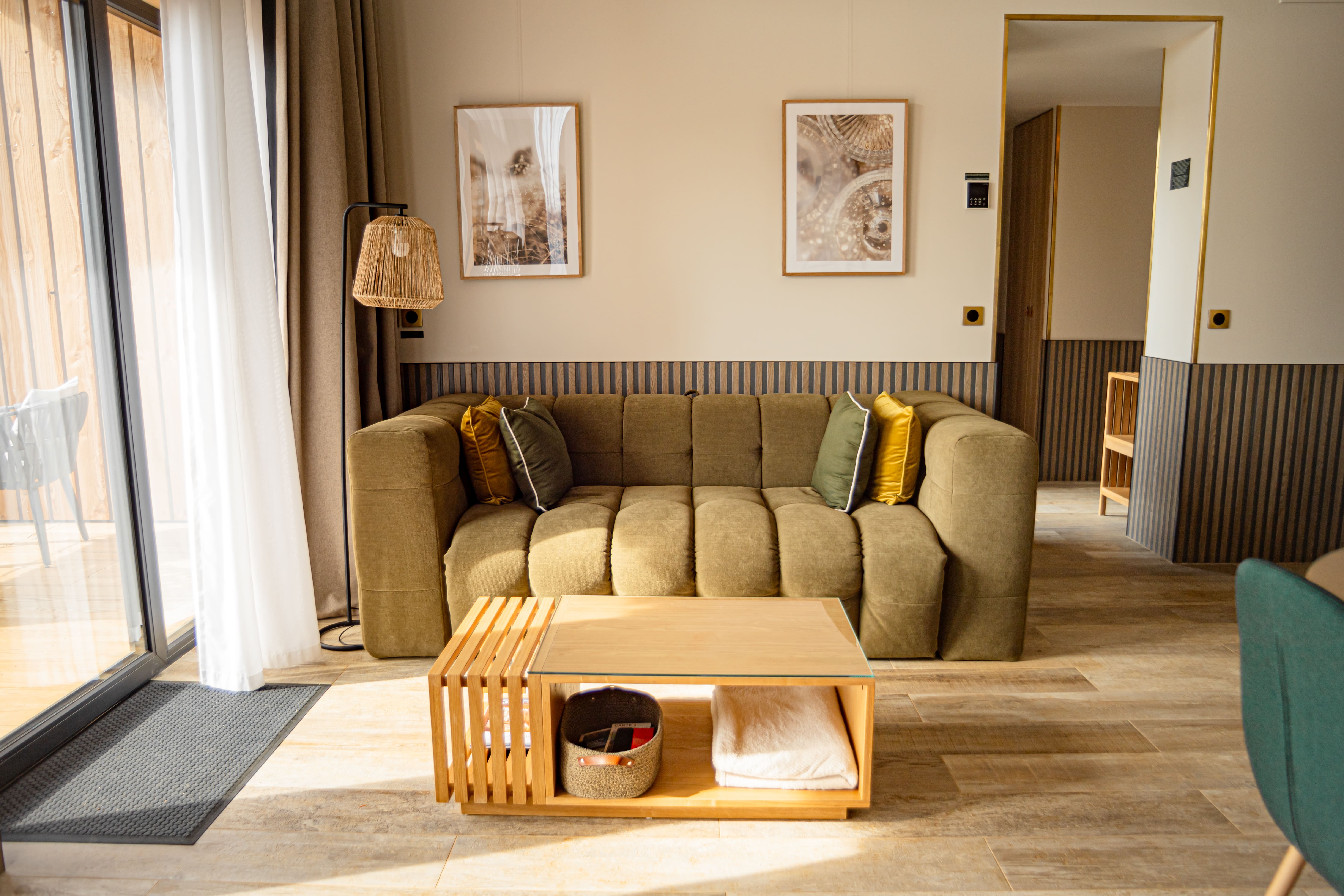 Freya — Ecolodge intimiste avec bain nordique à 1h30 de Paris à Troyes — espace de vie