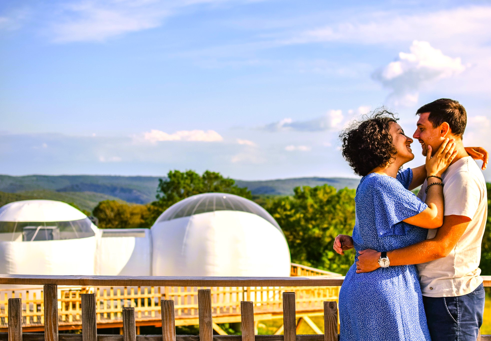 Évasion en Bulle de Luxe avec Spa à Cabrerets à Cabrerets — environnement naturel