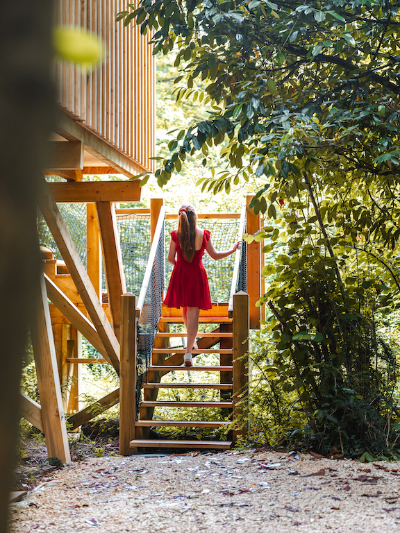 Cabane Spa Idylle : une expérience unique dans les arbres à Rosoy-En-Multien — vue intérieure