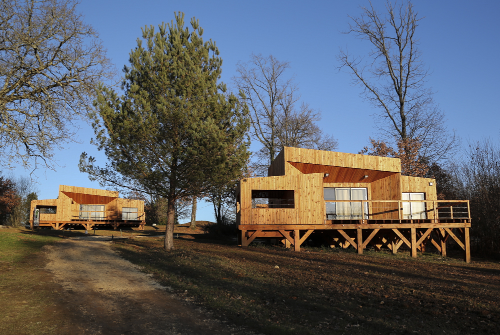 Lodge Spa Plein Voir — Ecolodge avec jacuzzi à Dordogne à Bergerac — espace de vie