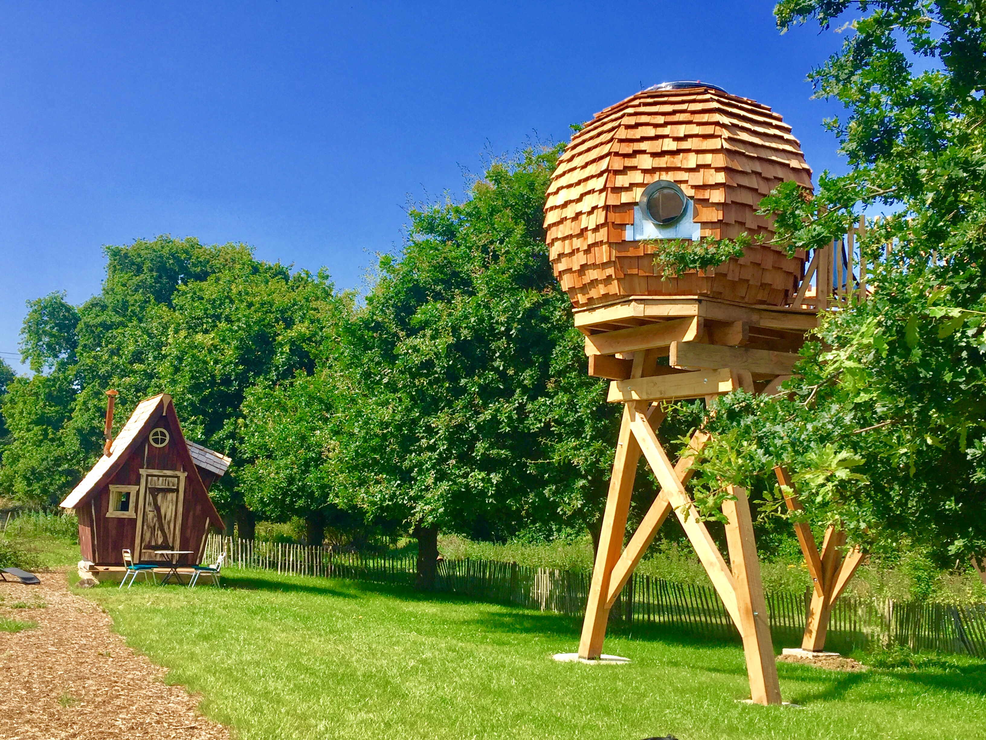 Cabane perchée Le Lovelit — Nuit romantique à 4m en Côtes-d'Armor à Pléneuf-Val-André — cuisine