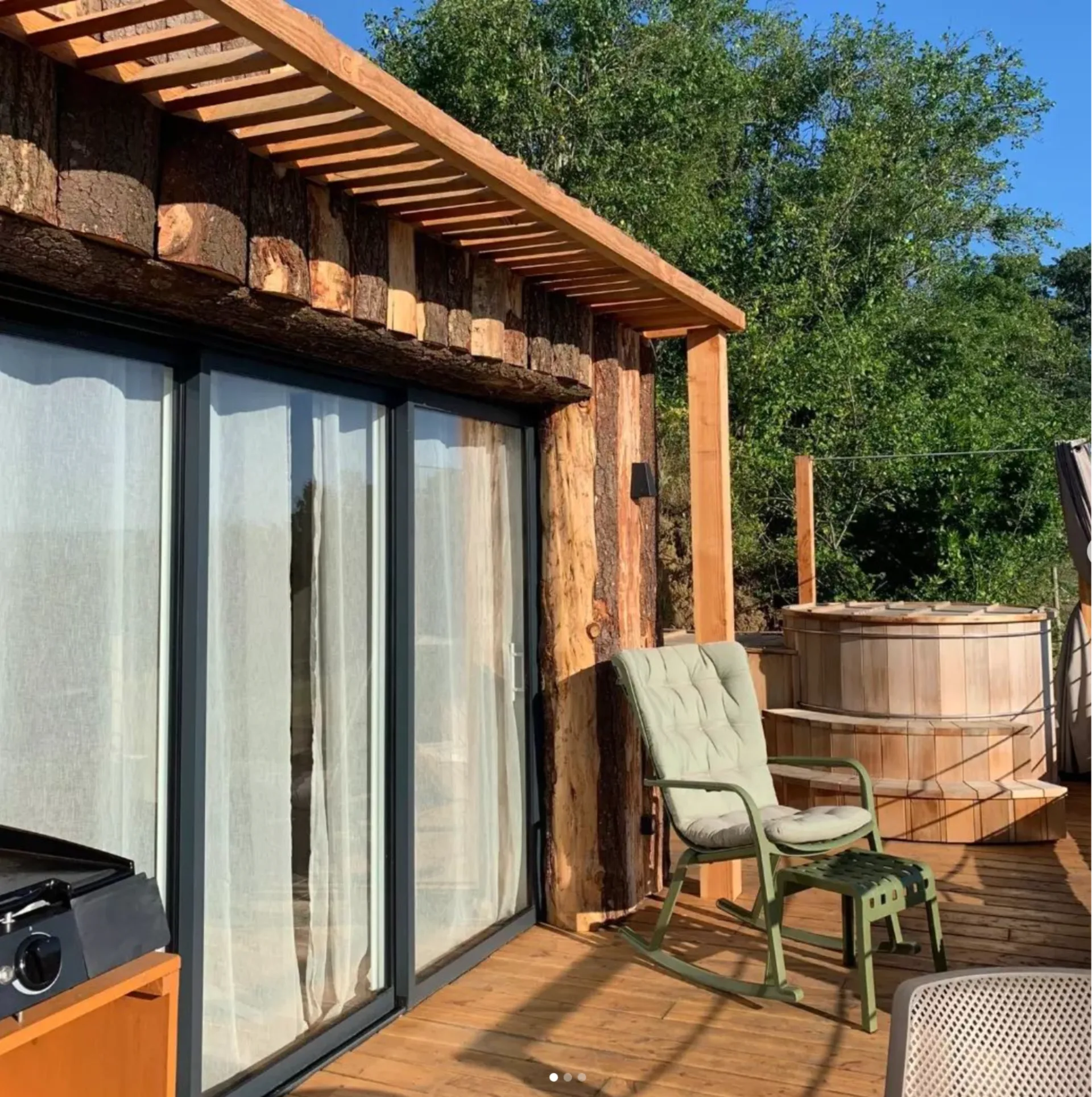 Le Terrier & Spa — Cabane végétalisée avec spa à Tarn à Rabastens — chambre