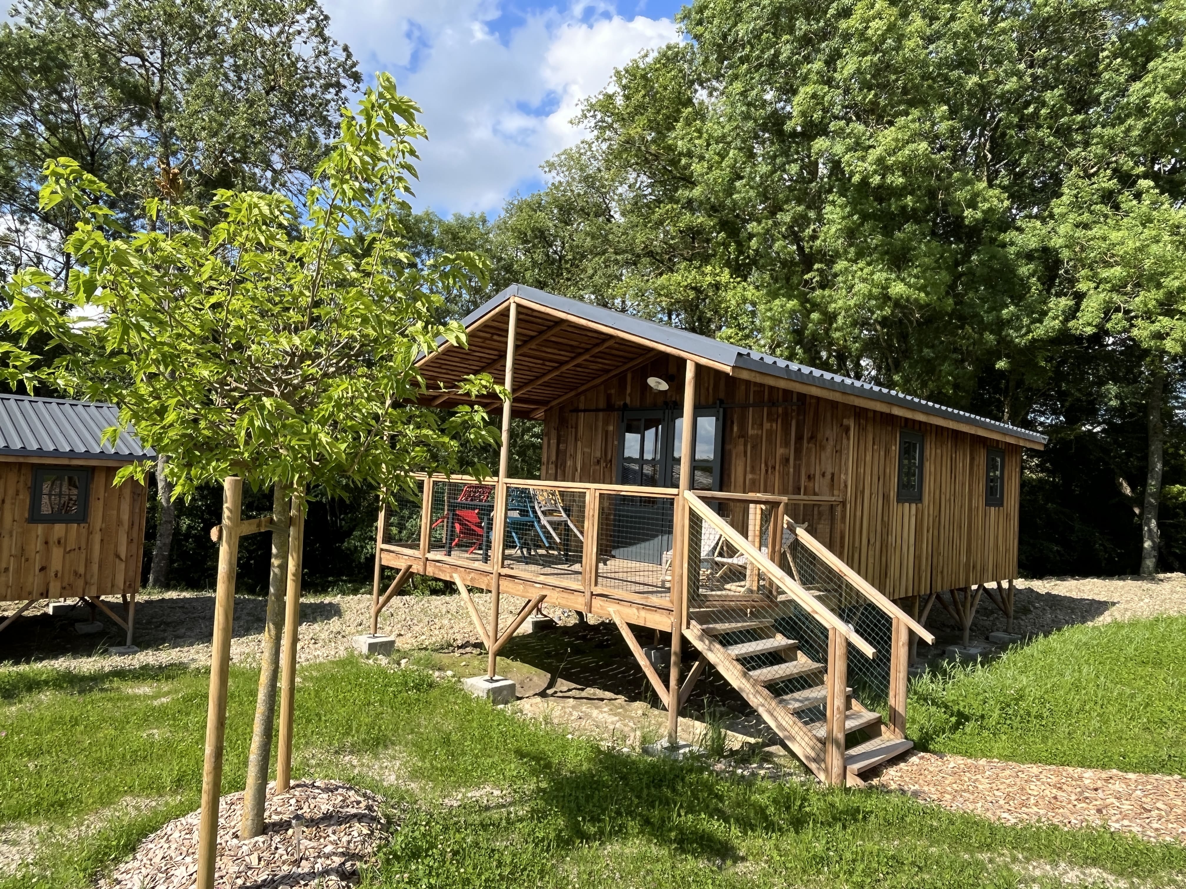 Cabane Lodge Familiale : une escapade sur pilotis en Centre-Val de Loire — Cabane à Chisseaux