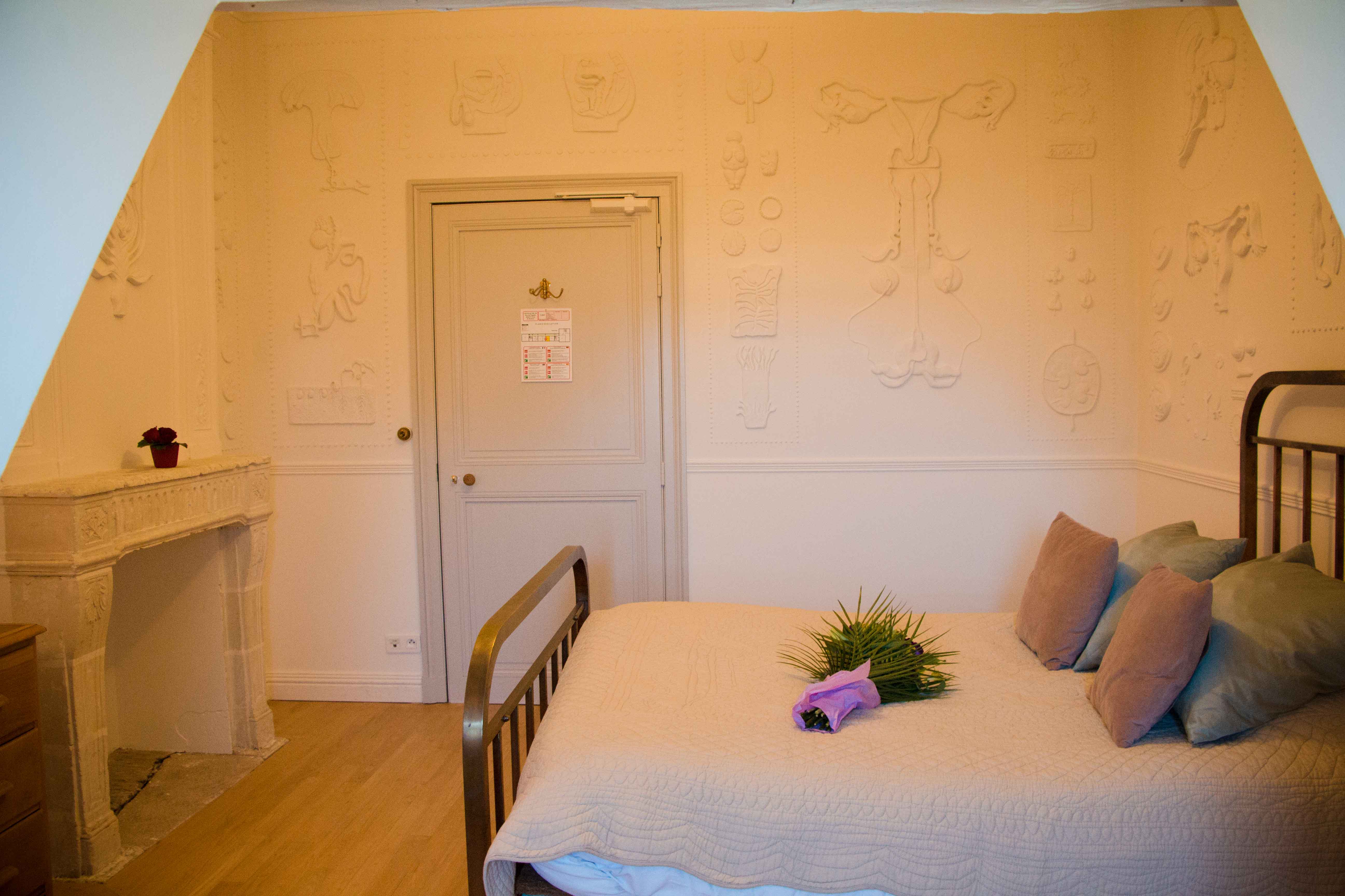 La Grande Question : une chambre à thème immersive à Saint-Jean-De-Boiseau — vue intérieure