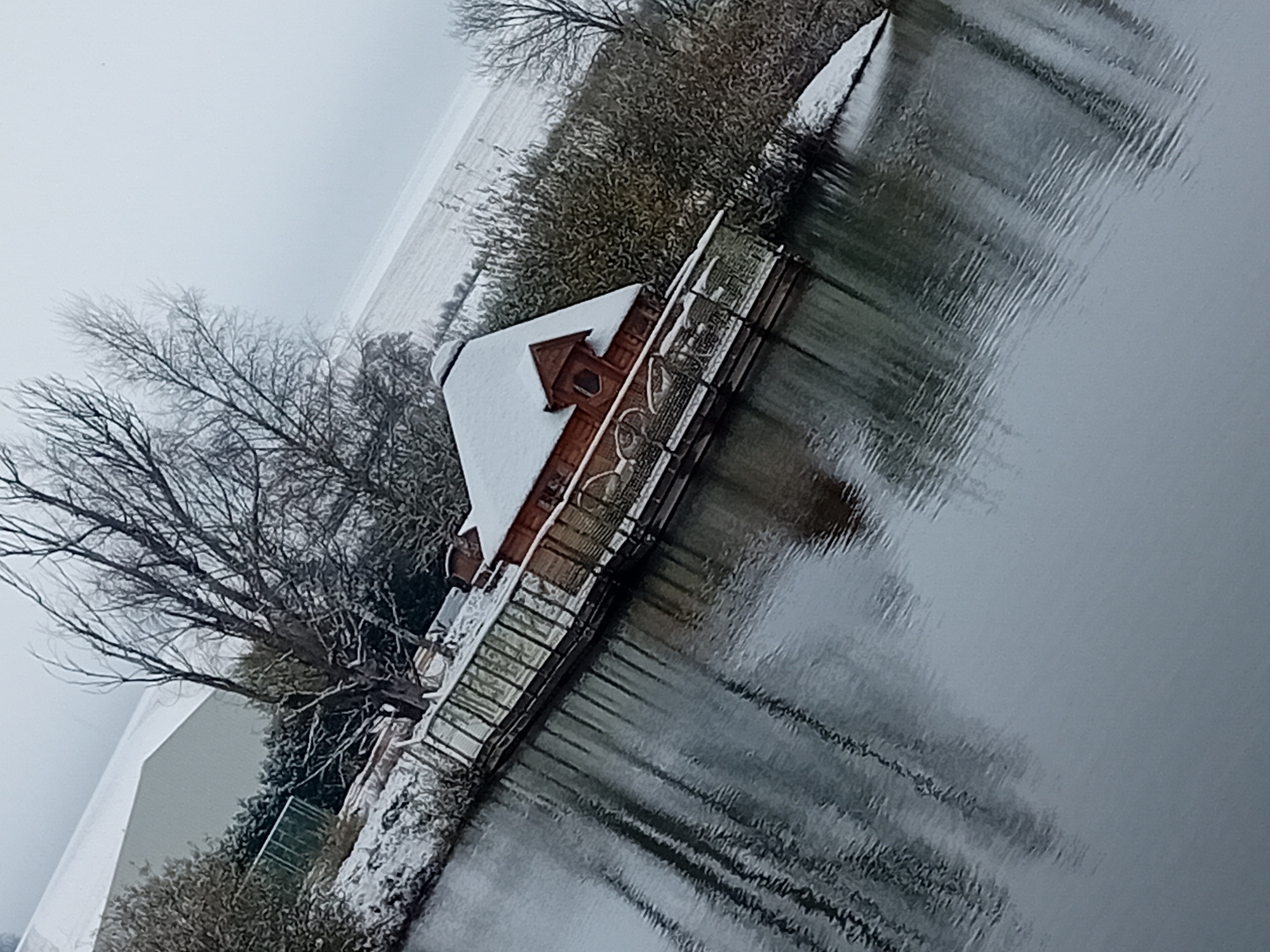 Le Kota Convivial : une cabane flottante en pleine nature à Givrauval — vue depuis la terrasse