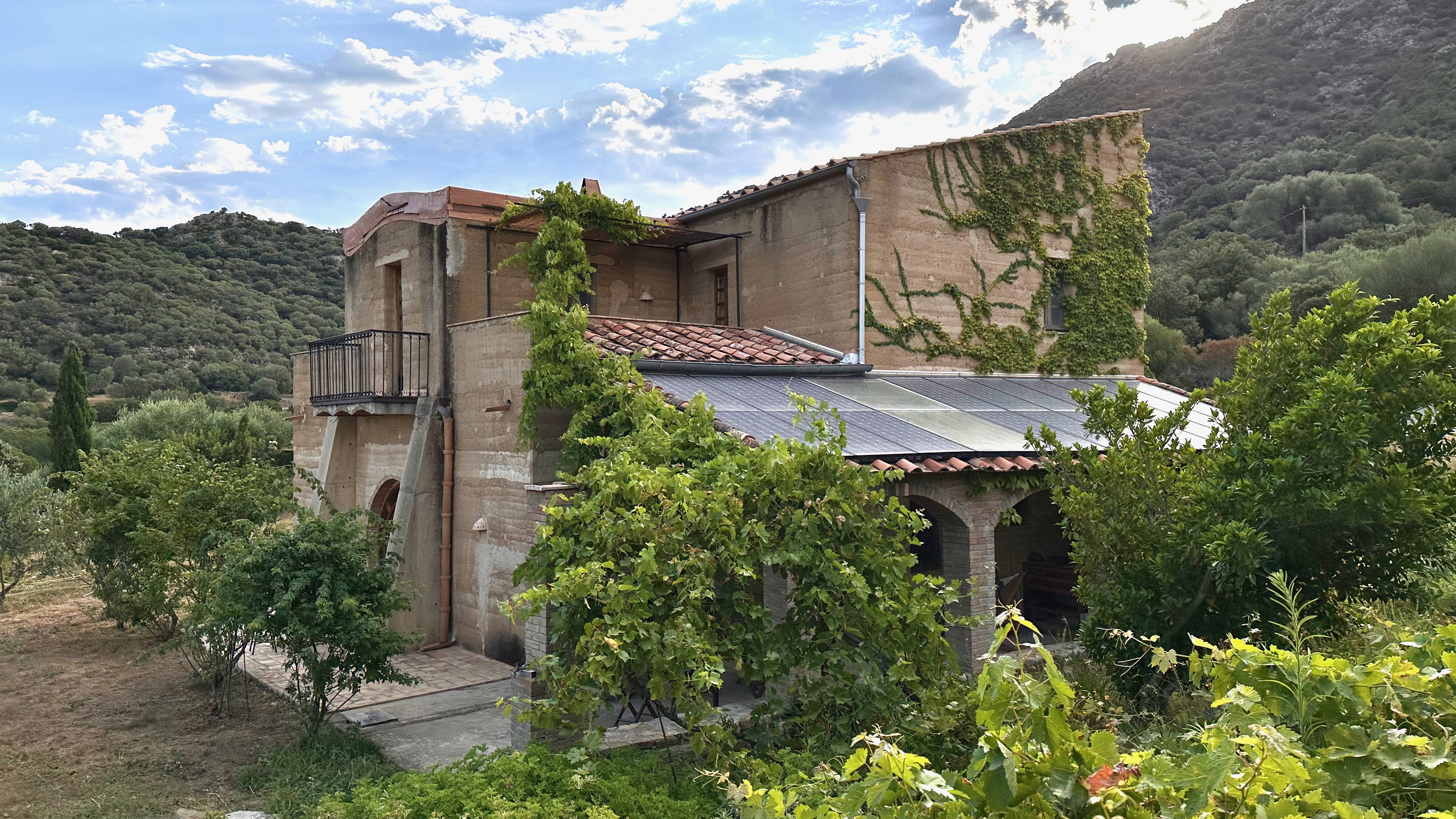 L'Ombria — Maison insolite avec piscine à Haute-Corse