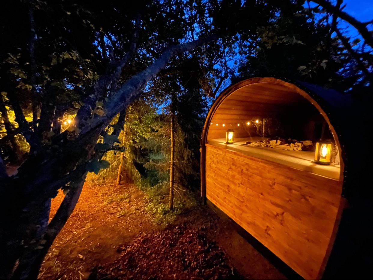 Prairie Schooner du Wild West Lodges & SPA — Roulotte avec spa à Côte-d'Or à Dijon — vue depuis la terrasse