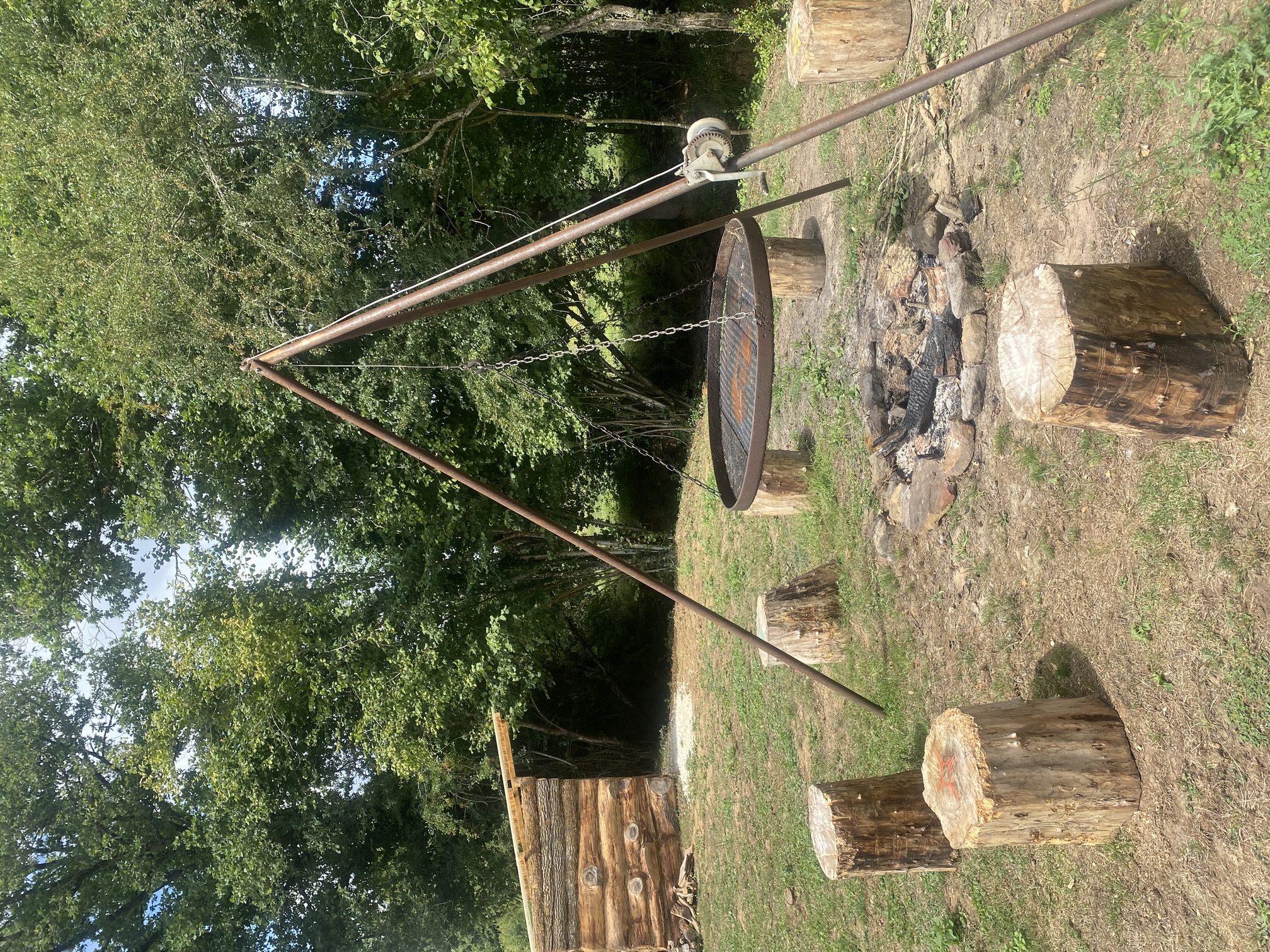 Tipi Lakota — Expérience authentique au bord d'un ruisseau en Nièvre à Nevers — chambre