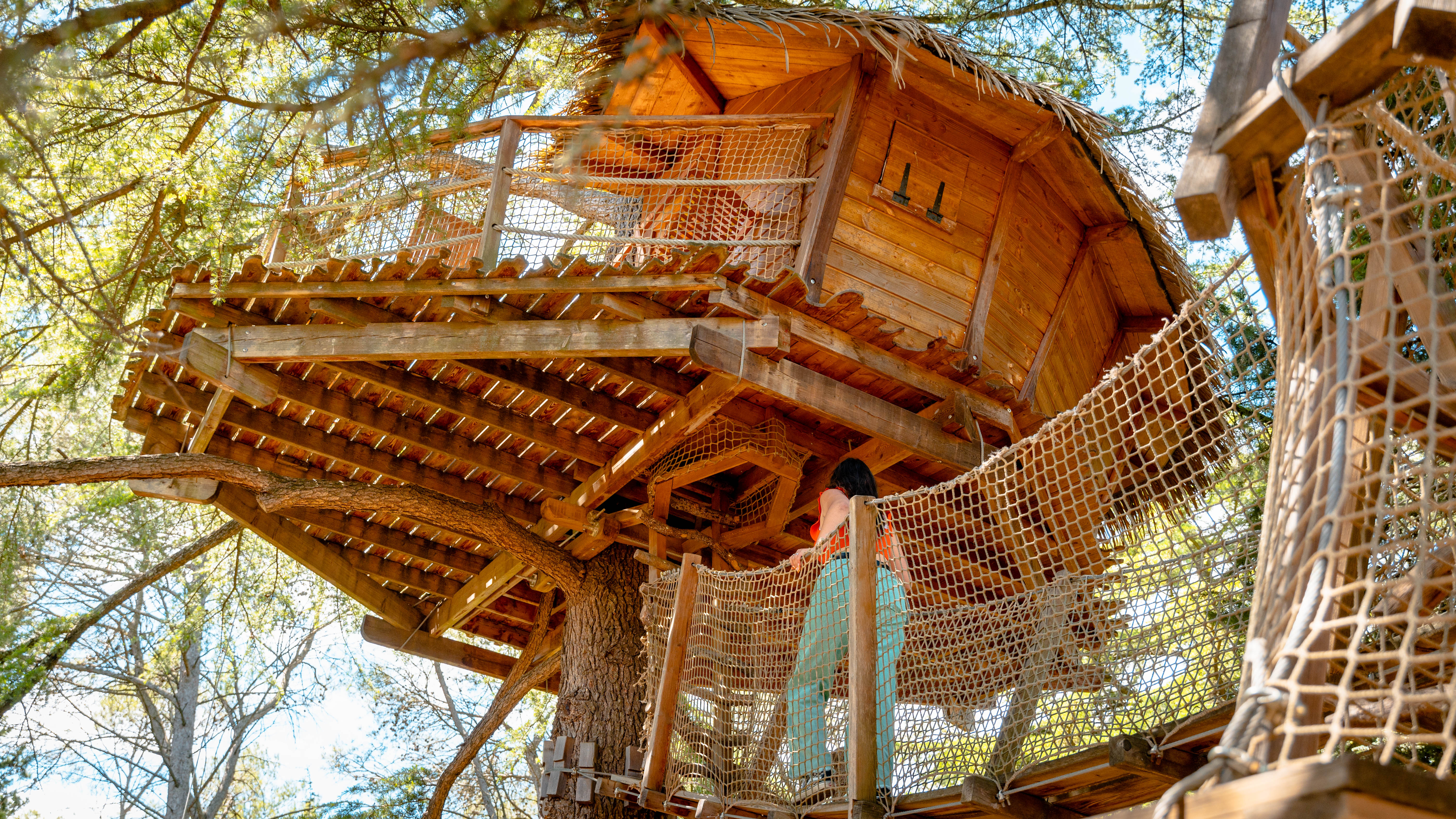 Grand Duc & Spa Privatif — Cabane dans les arbres à Hérault à Béziers — salle de bain