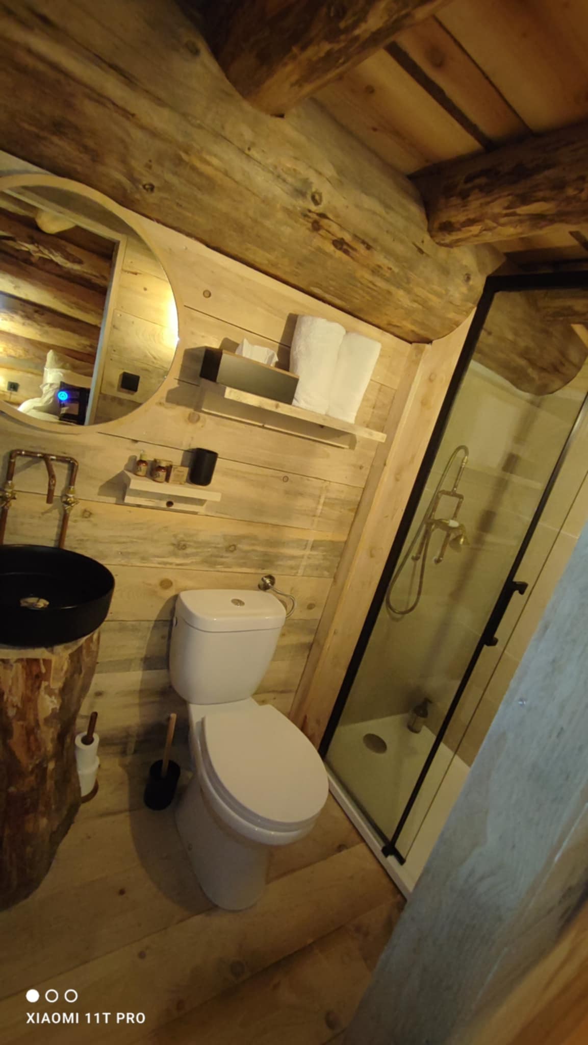 Le Caribou & Spa — Chalet avec jacuzzi à Haute-Saône à Andelarrot — cuisine