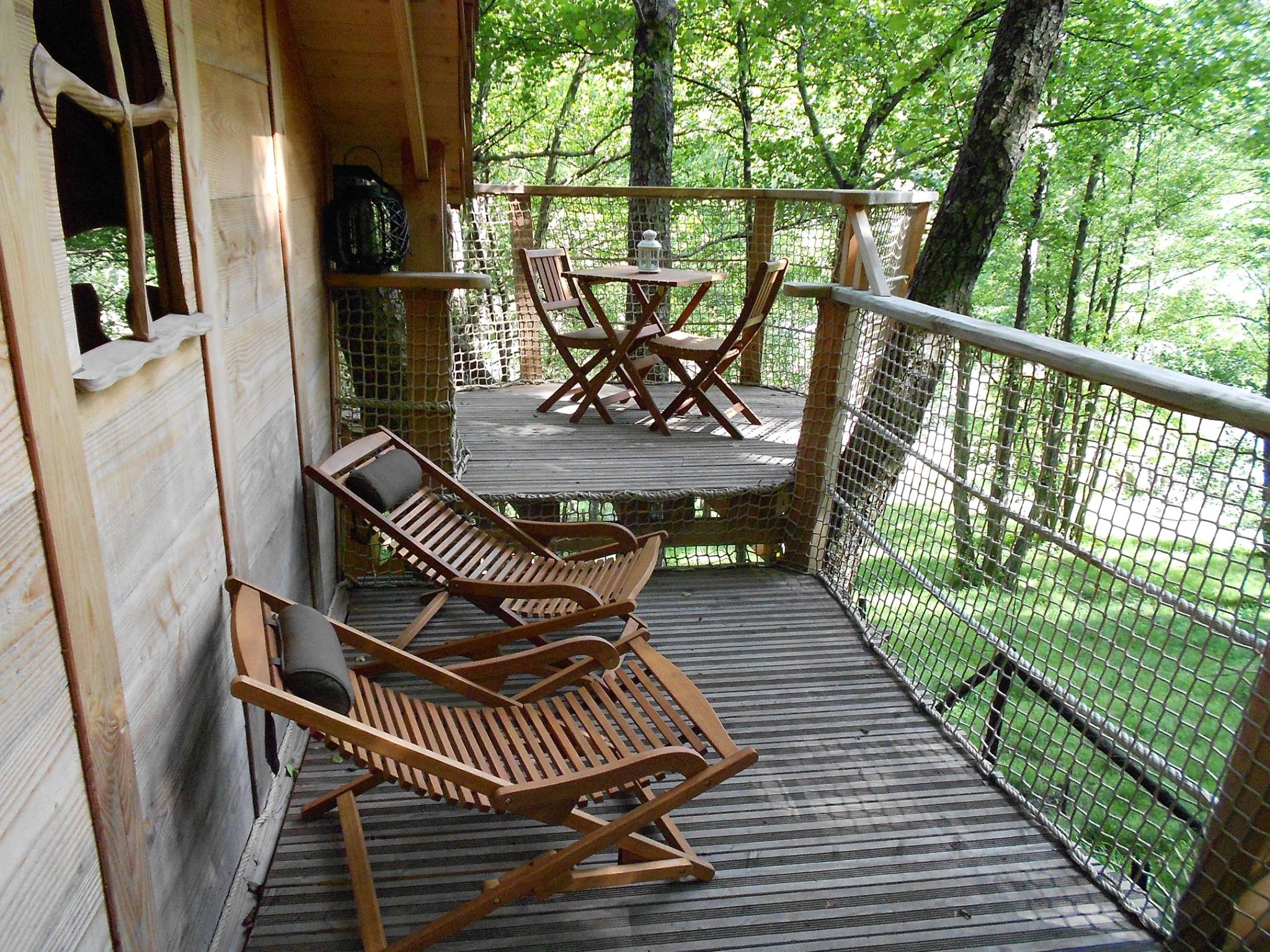 Cabane l'Appel de la Forêt : une expérience unique en Alsace à Grandfontaine — vue intérieure
