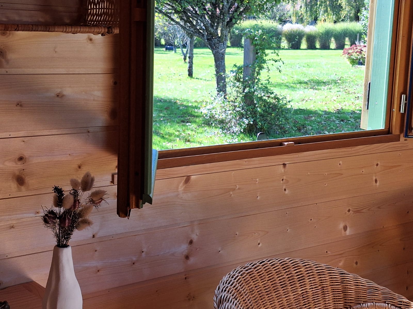 Roulotte & Respire — Roulotte avec spa à Territoire de Belfort à Fontaine — cuisine