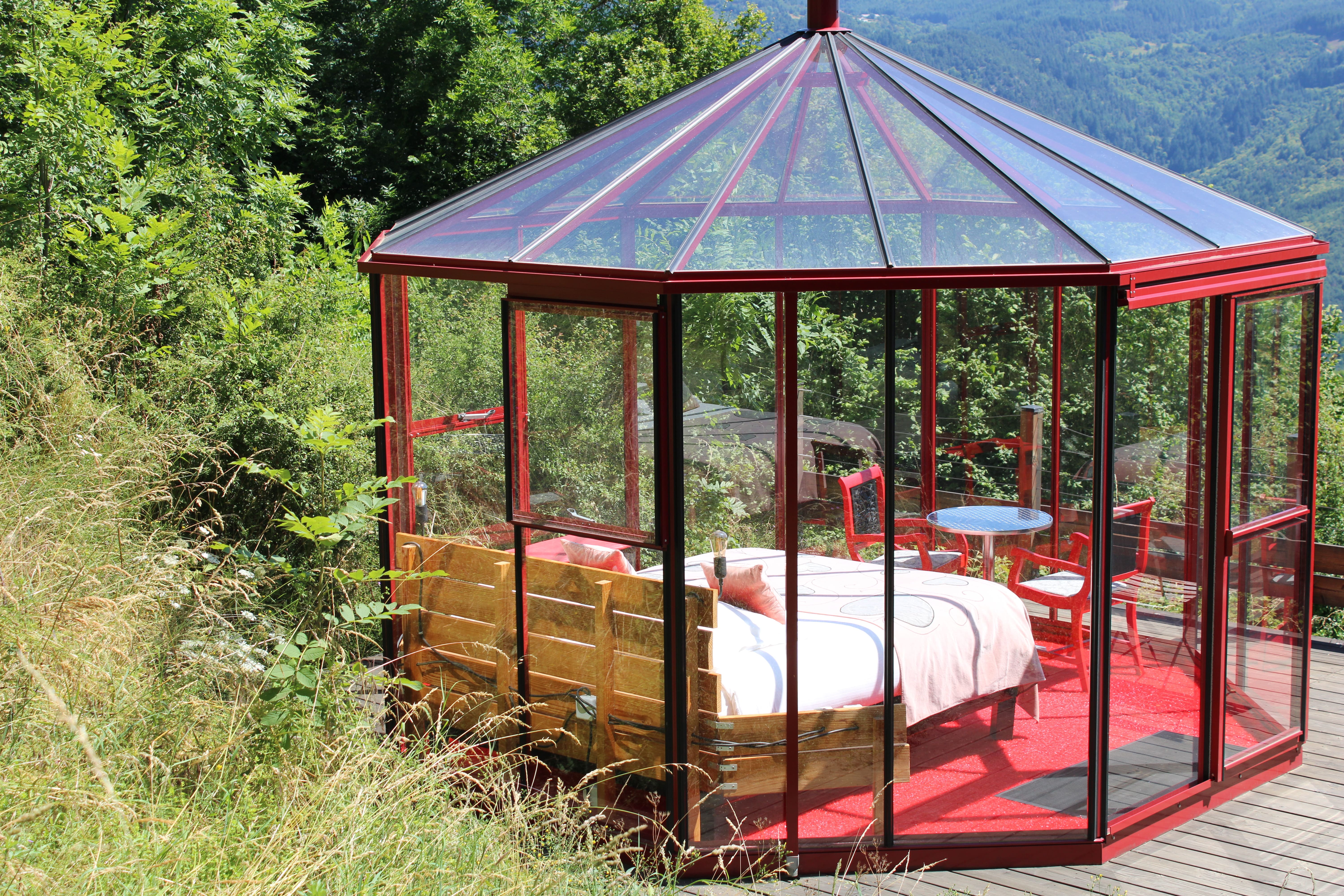 Kiosque Glam : une expérience sensorielle au cœur des Alpes à Jaunac — espace de vie