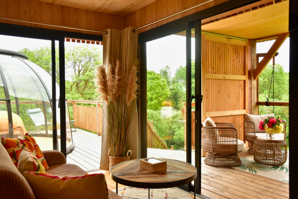 Le Scandilodge Dôme & Spa — Cabane sur pilotis avec spa à Morbihan à Vannes — vue intérieure