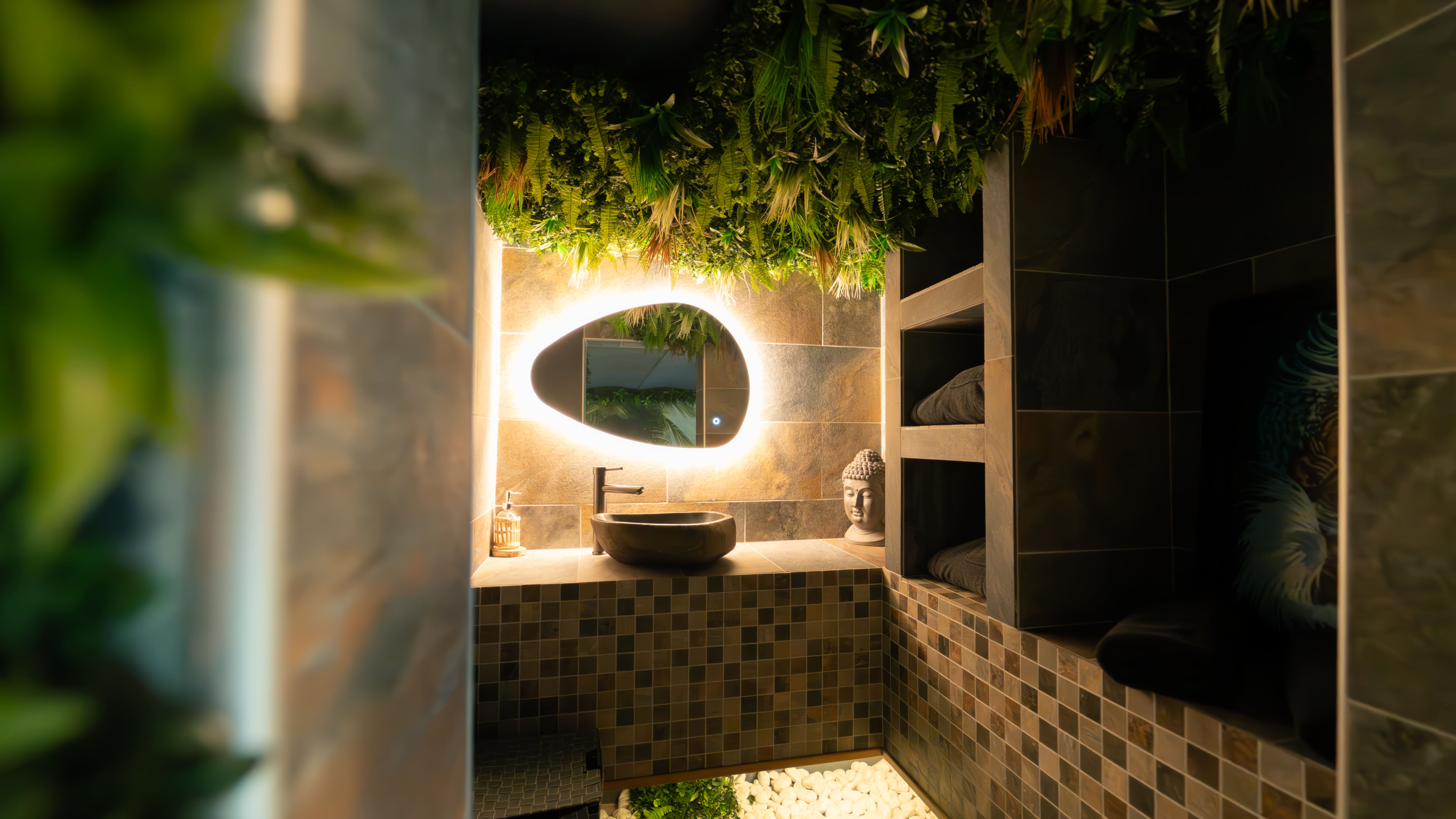 Une escapade sensorielle à Pool 47 en Picardie à Précy-sur-Oise — détail architectural