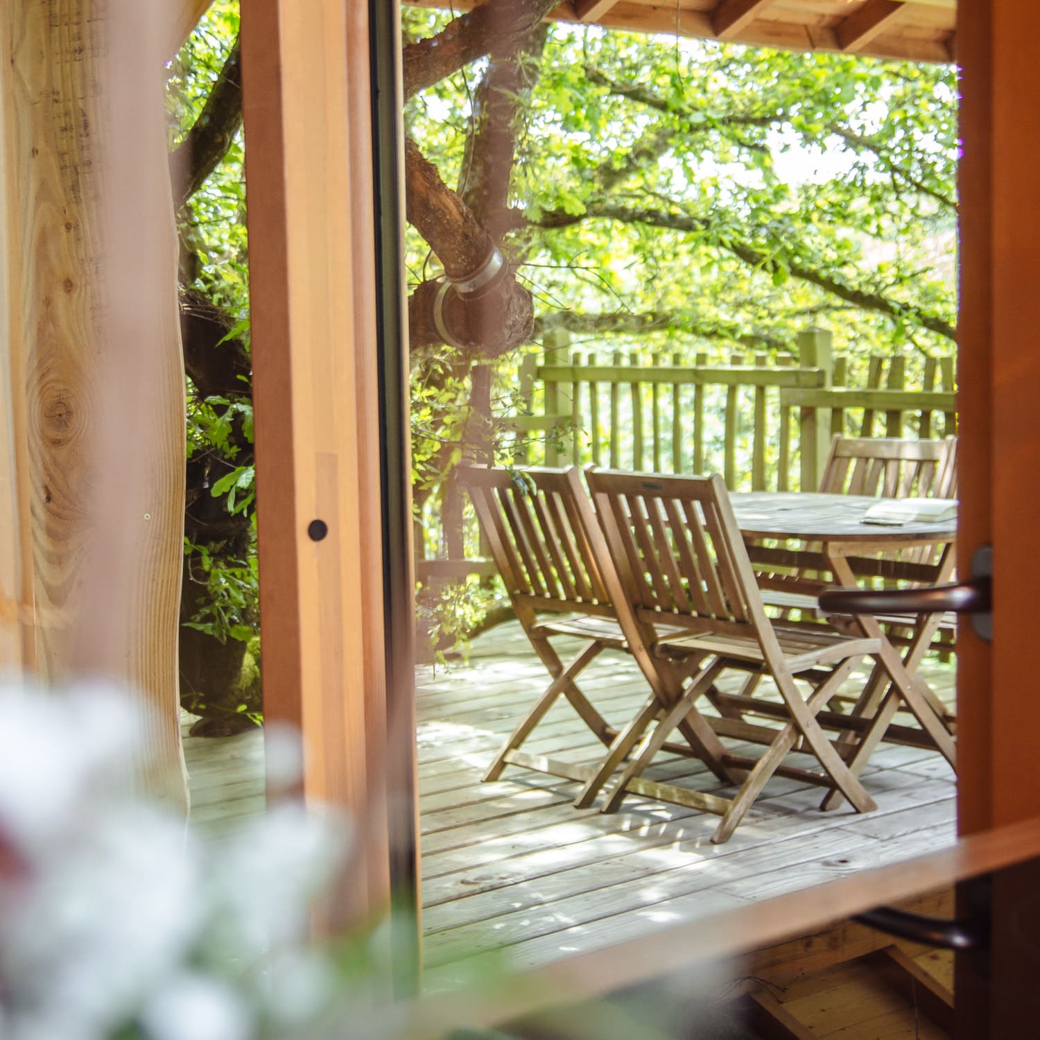 Cabane Spa des Hauts Bois : une évasion dans les arbres à Sace — détail architectural