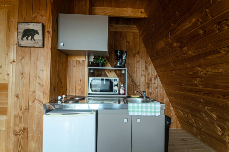 Chalet Tipi — Séjour relaxant avec spa à La Ferme Des Épis à Valambray — vue depuis la terrasse