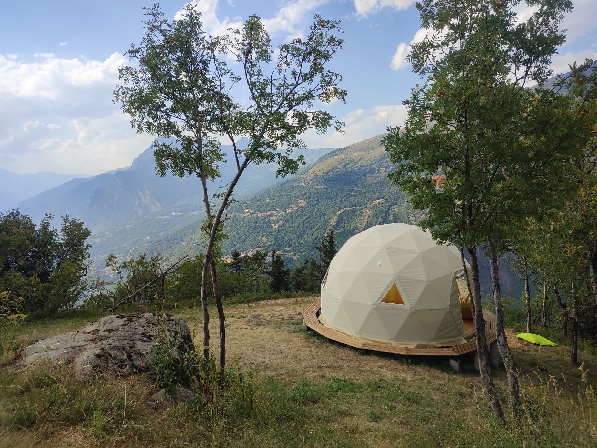 Dôme Le Créateur : une expérience immersive en pleine nature