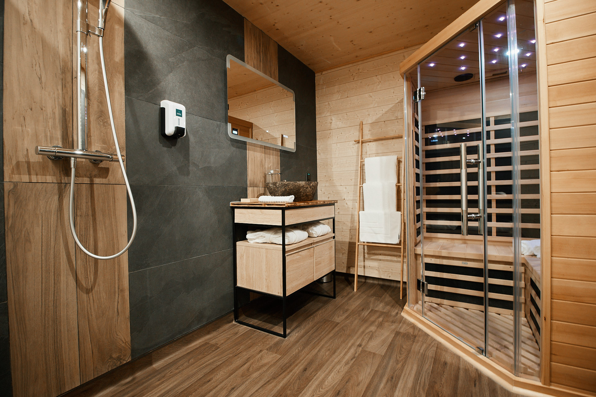 Cottage Spa Orion : une cabane sur pilotis pour une escapade romantique à Ville-Sur-Illon — cuisine