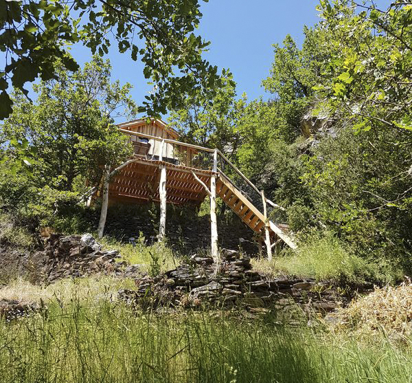 Cabane Castor — Cabane sur pilotis avec vue imprenable à Lozère