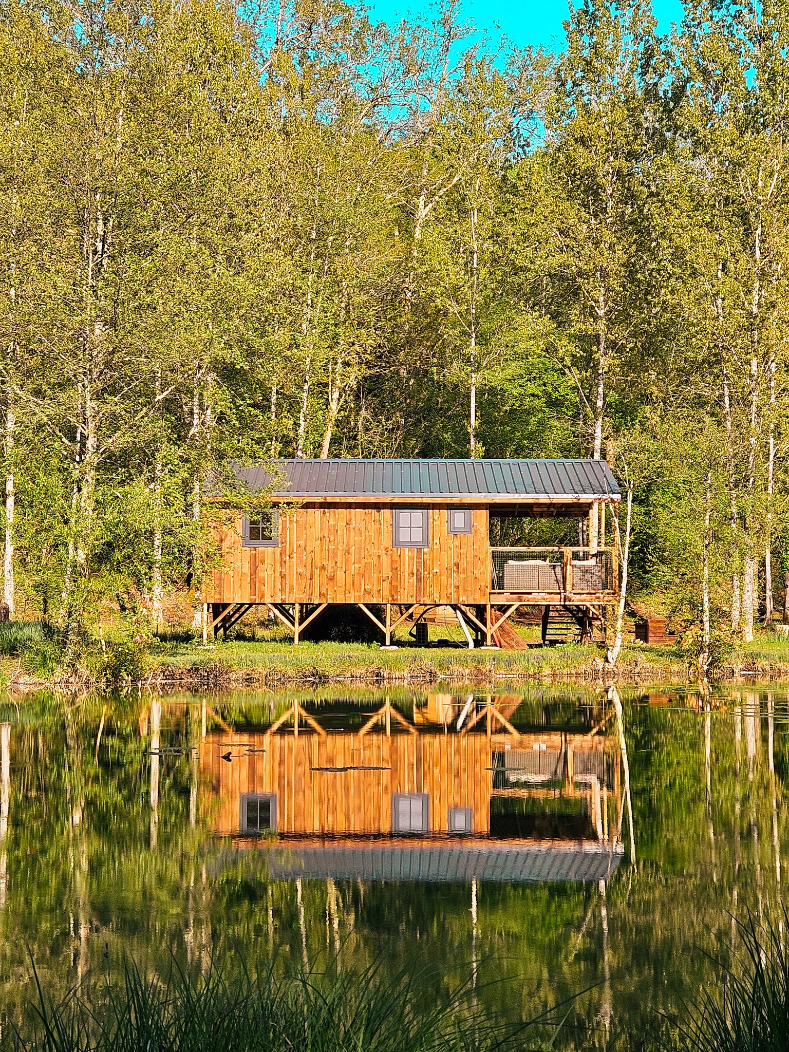 Lodge sur pilotis au cœur de la nature à Saint Andre Allas — vue intérieure