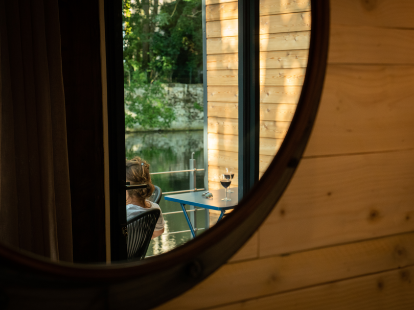 La cabane du pêcheur — Cabane sur pilotis avec spa à Seine-et-Marne à Serris — vue depuis la terrasse