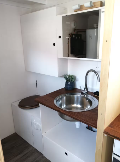 Tiny Lab — Tiny house bioclimatique avec spa à Peysoup (Gironde) à Peysoup — détail architectural