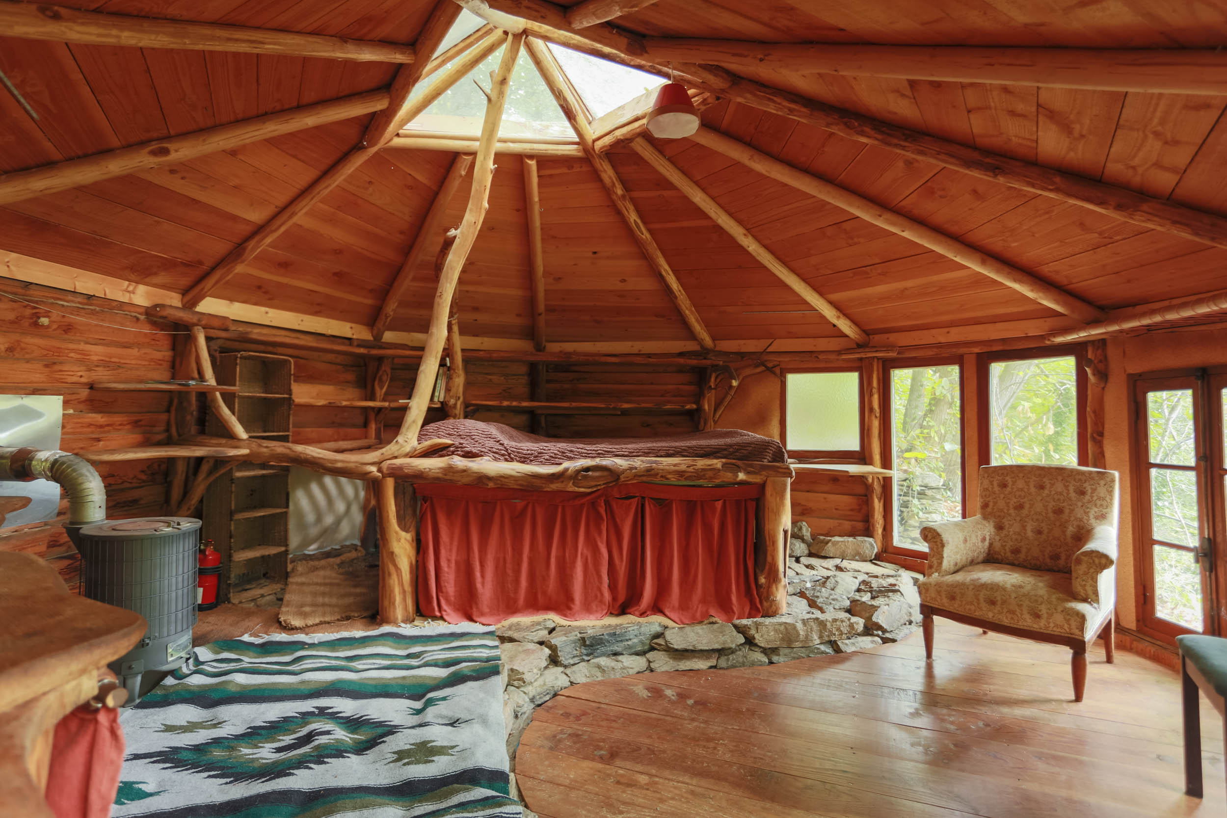 Petite cabane dans les bois — Séjour ressourçant avec spa à Gard à Saint-Jean-du-Gard — espace de vie