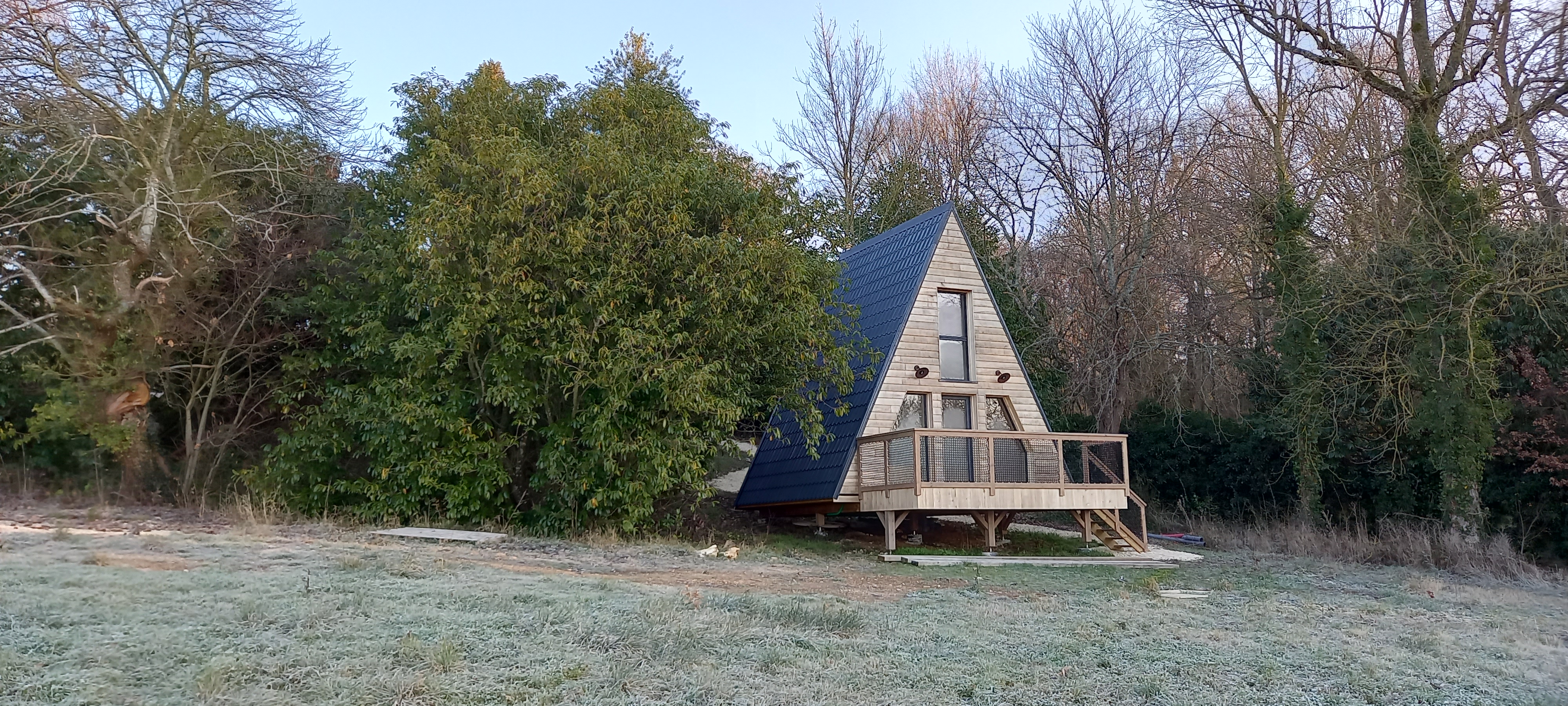 Le Drôle de Tipi — Cabane sur pilotis avec vue panoramique à Marne