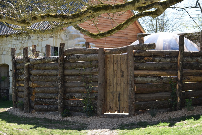 Bulle de Douceur & spa — Nuit romantique avec spa à Maine-et-Loire à Blaison-Saint-Sulpice — espace de vie