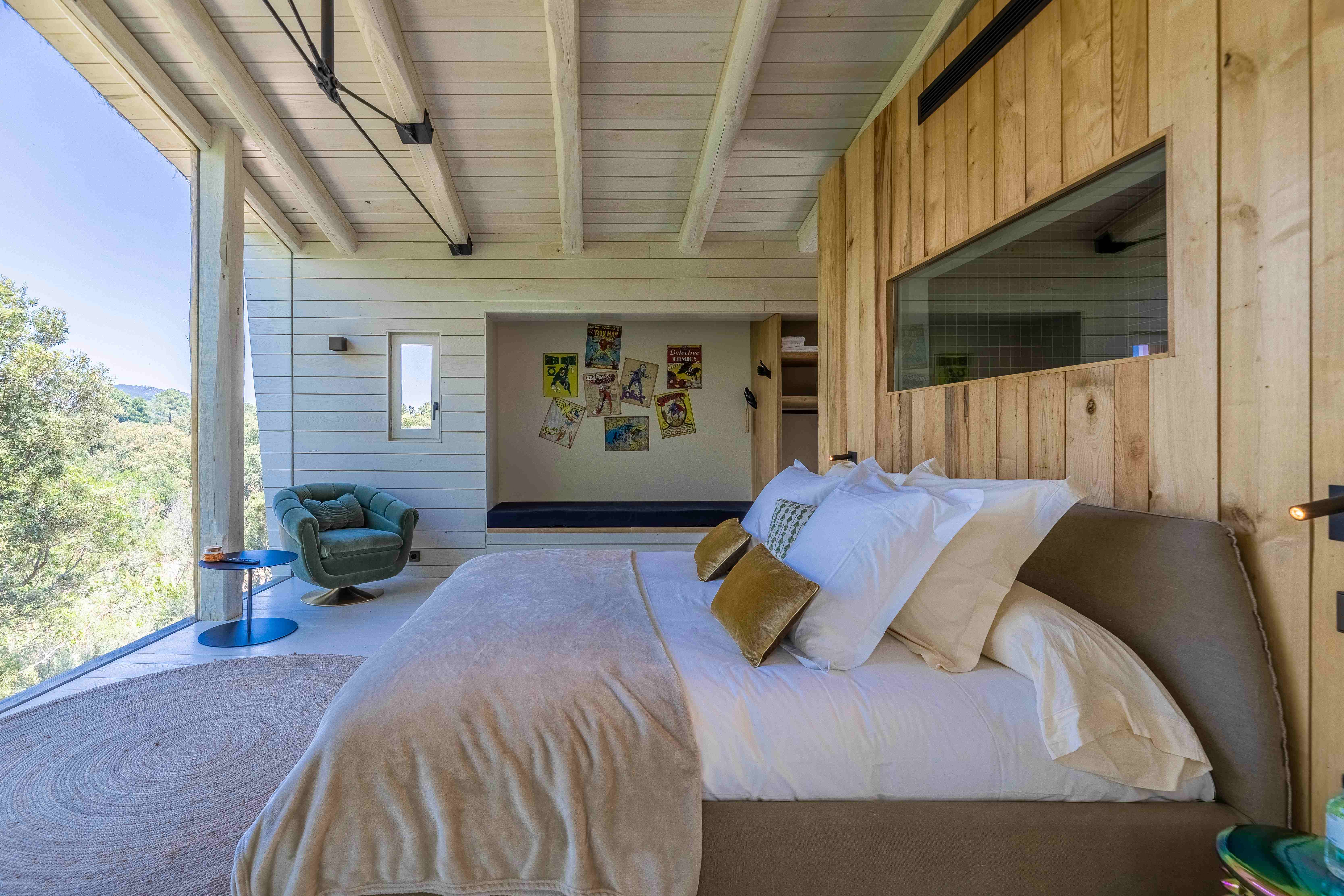 Pavo, Cabane Casanghjulina — Nuit luxueuse avec spa en Corse-du-Sud à Azilone-Ampaza — vue intérieure