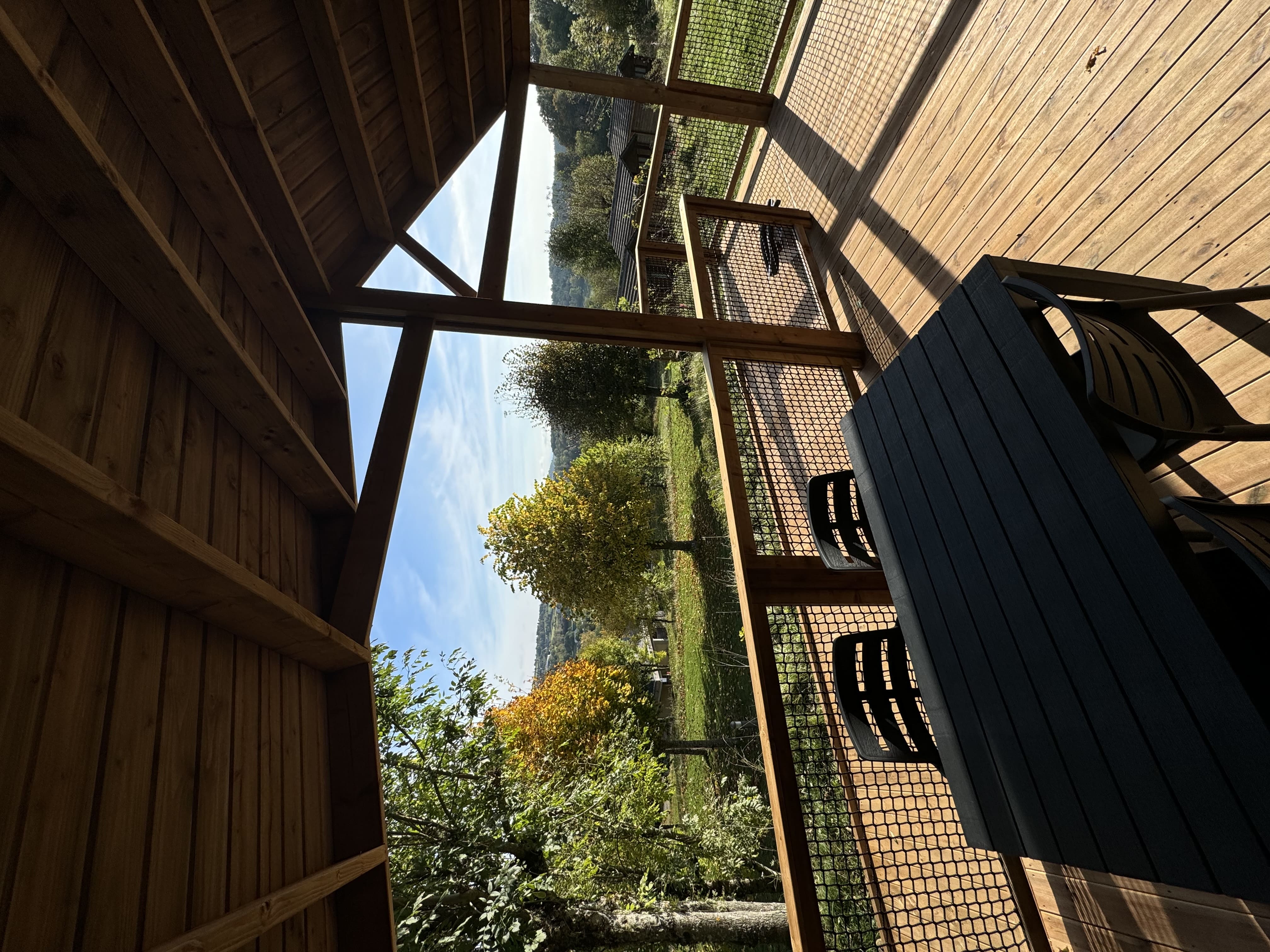 Chalet tout confort Le Cerf : une évasion au cœur de l'Auvergne à Neuveglise-Sur-Truyère — chambre