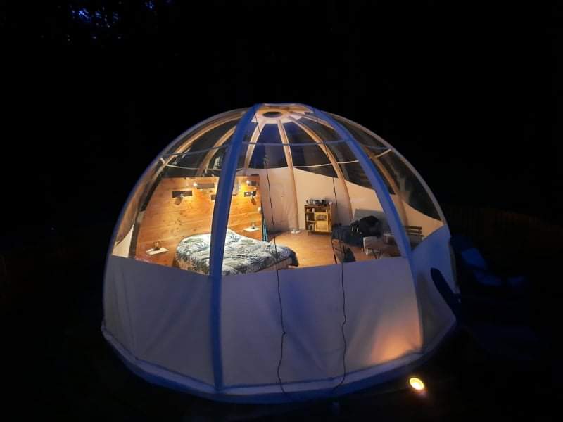 Le Dôme à Marie — Dôme géodésique avec vue panoramique à Tarn à Albi — espace de vie