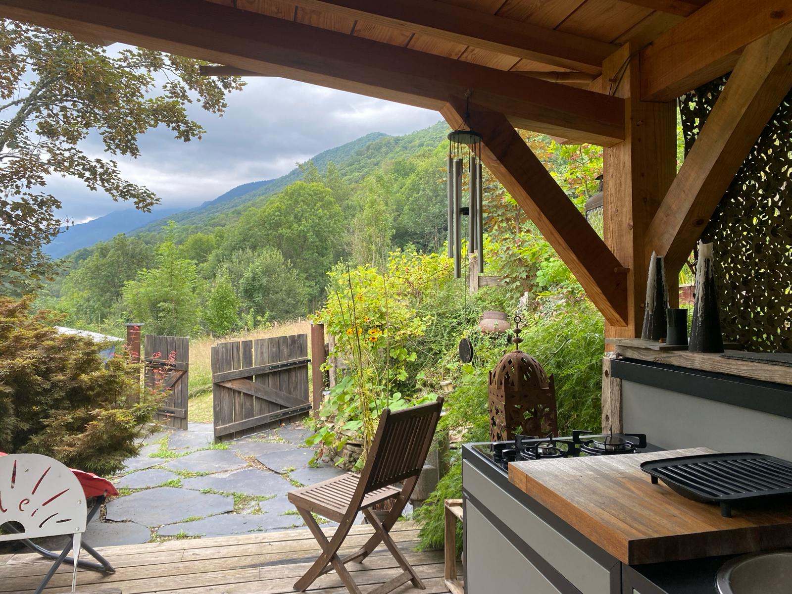 Cabane Petit Bouddha : une évasion en pleine nature — Cabane à Arrien En Bethmale
