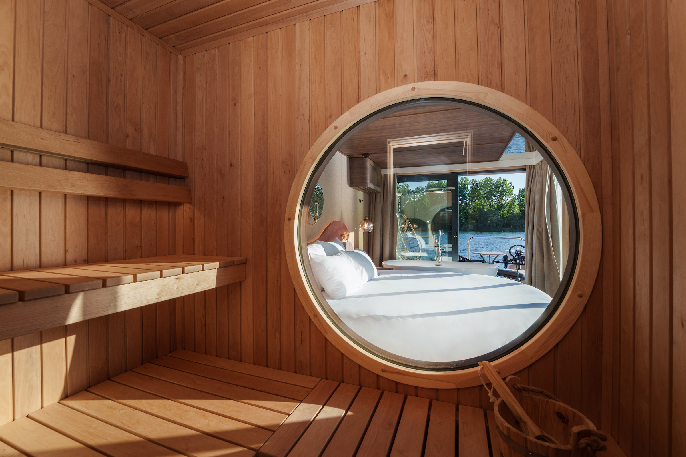 Suite flottante Panoramique — Maison insolite avec balnéo à L'Isle-Adam (Yvelines) à L'Isle-Adam — cuisine