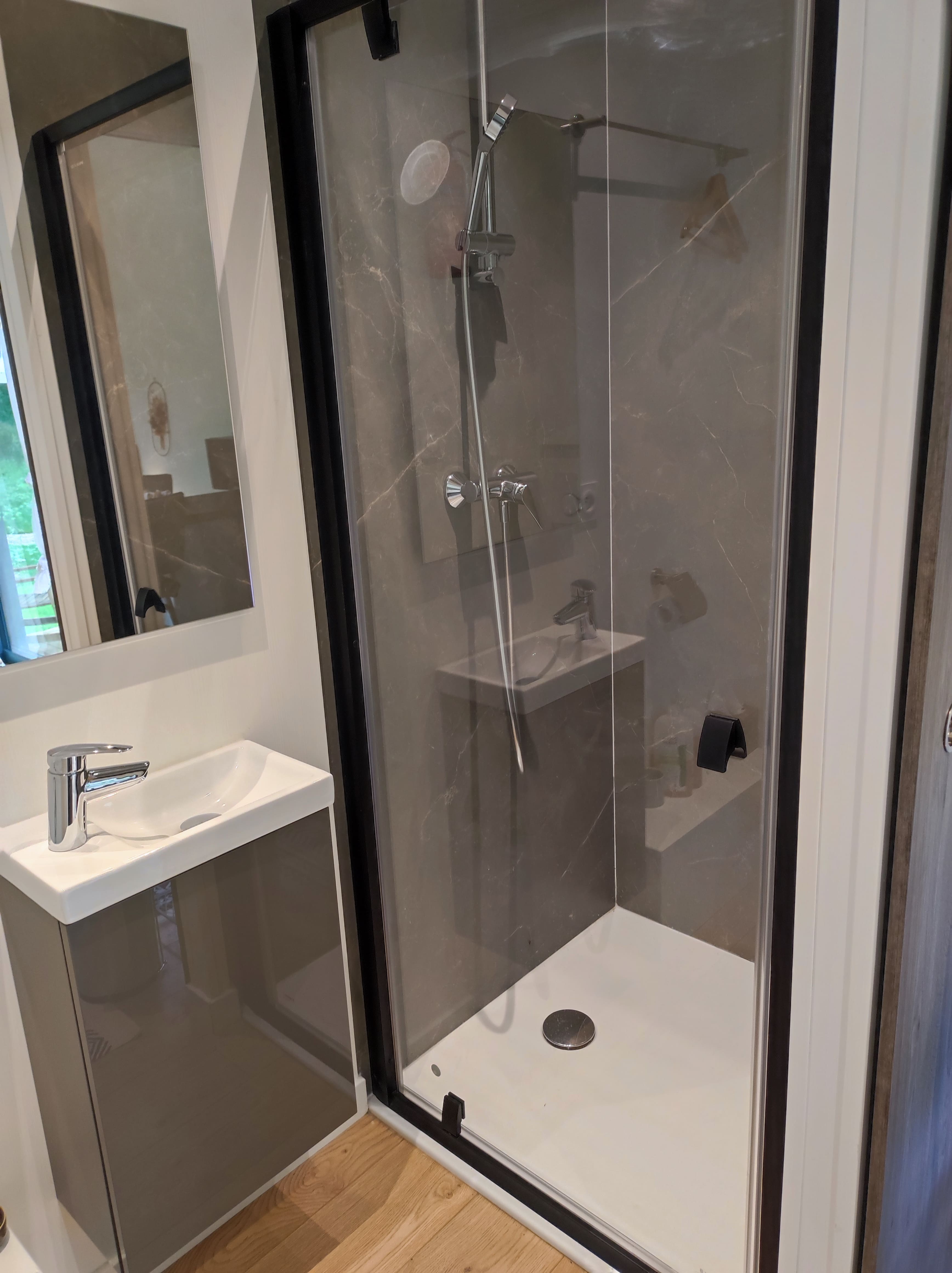 La Démaillère — Cabane avec jacuzzi à Châteauneuf-sur-Loire à Châteauneuf-sur-Loire — environnement naturel