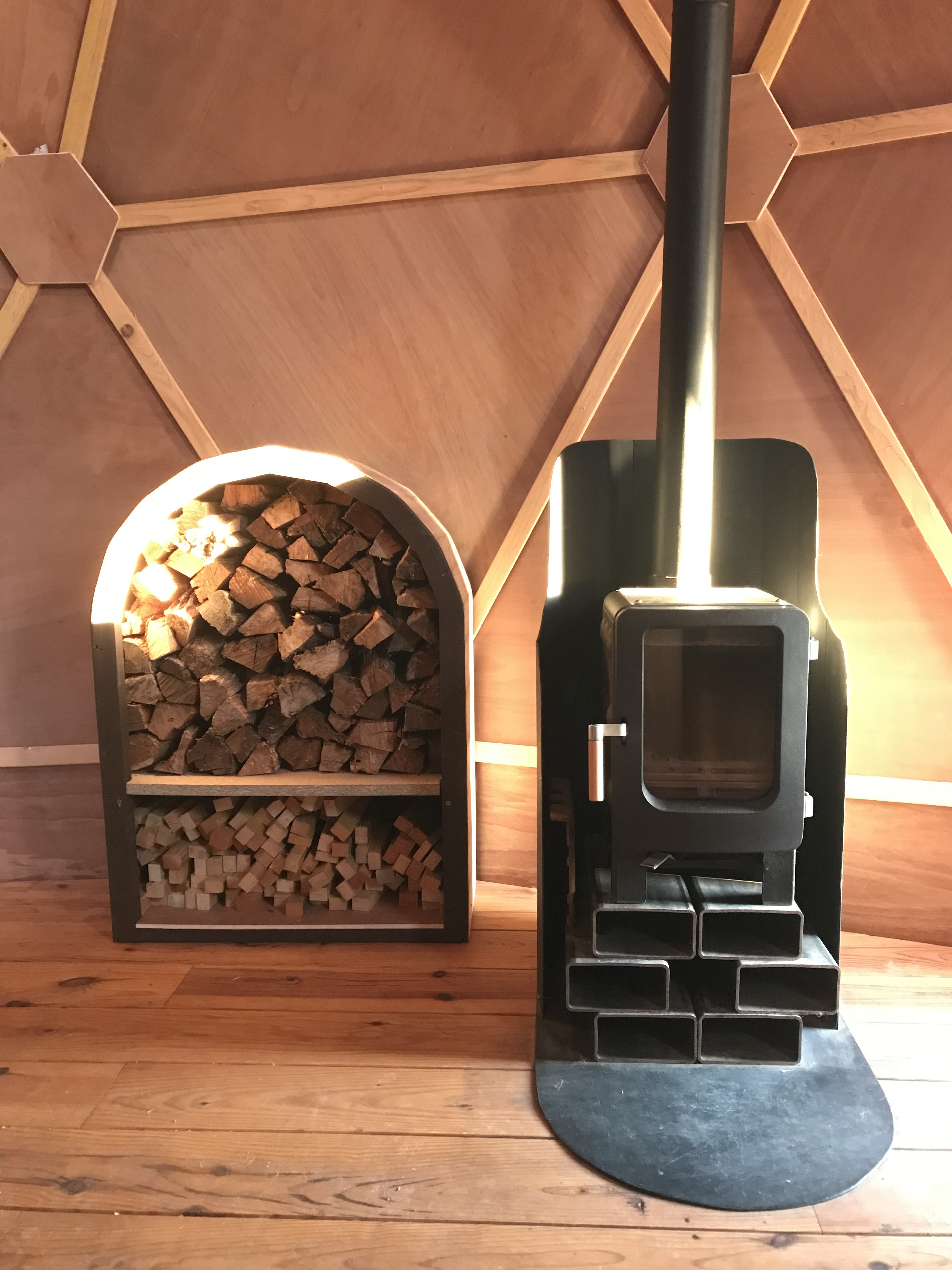 Géodejulien — Dôme design avec spa à Pau (Pyrénées-Atlantiques) à Pau — vue depuis la terrasse