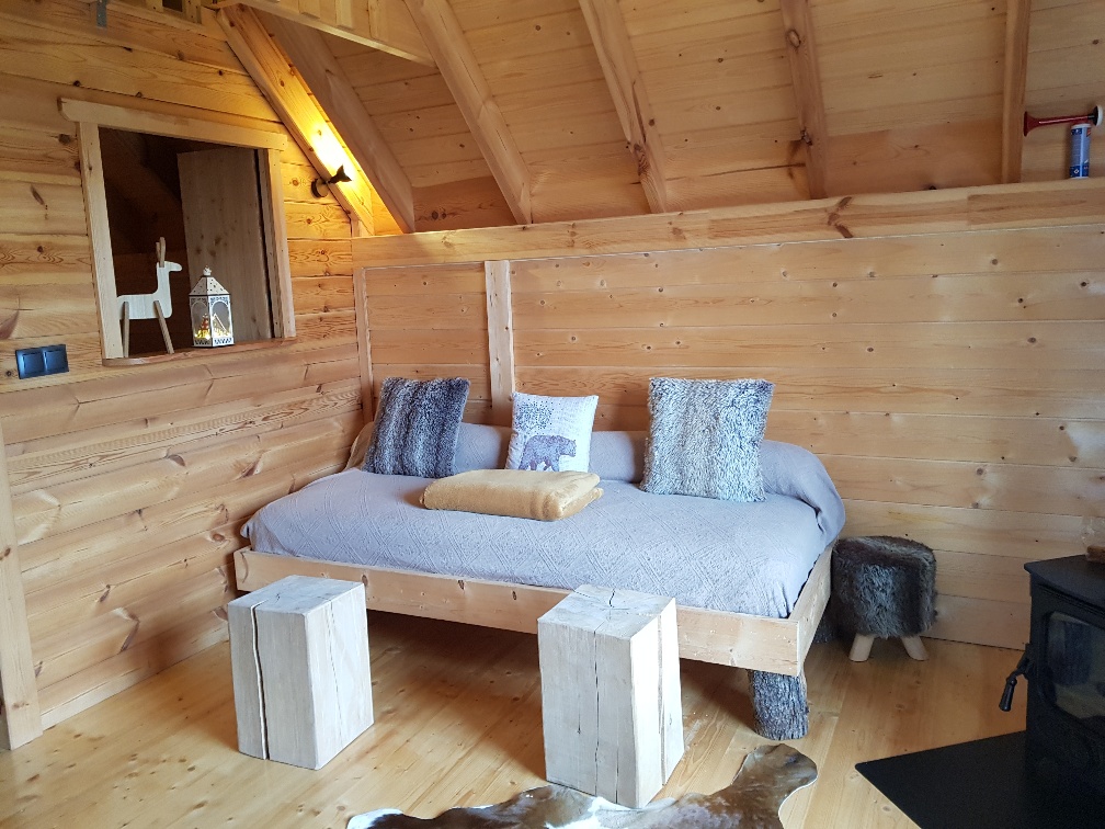 La Cabane Robinson : une expérience unique sur pilotis en Aquitaine à Berson — chambre