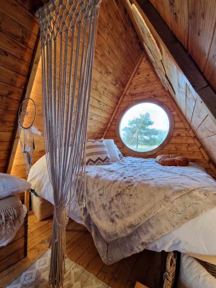 Indiana - La Cabane Tipi — Séjour panoramique en Moselle à Saint-Avold — chambre