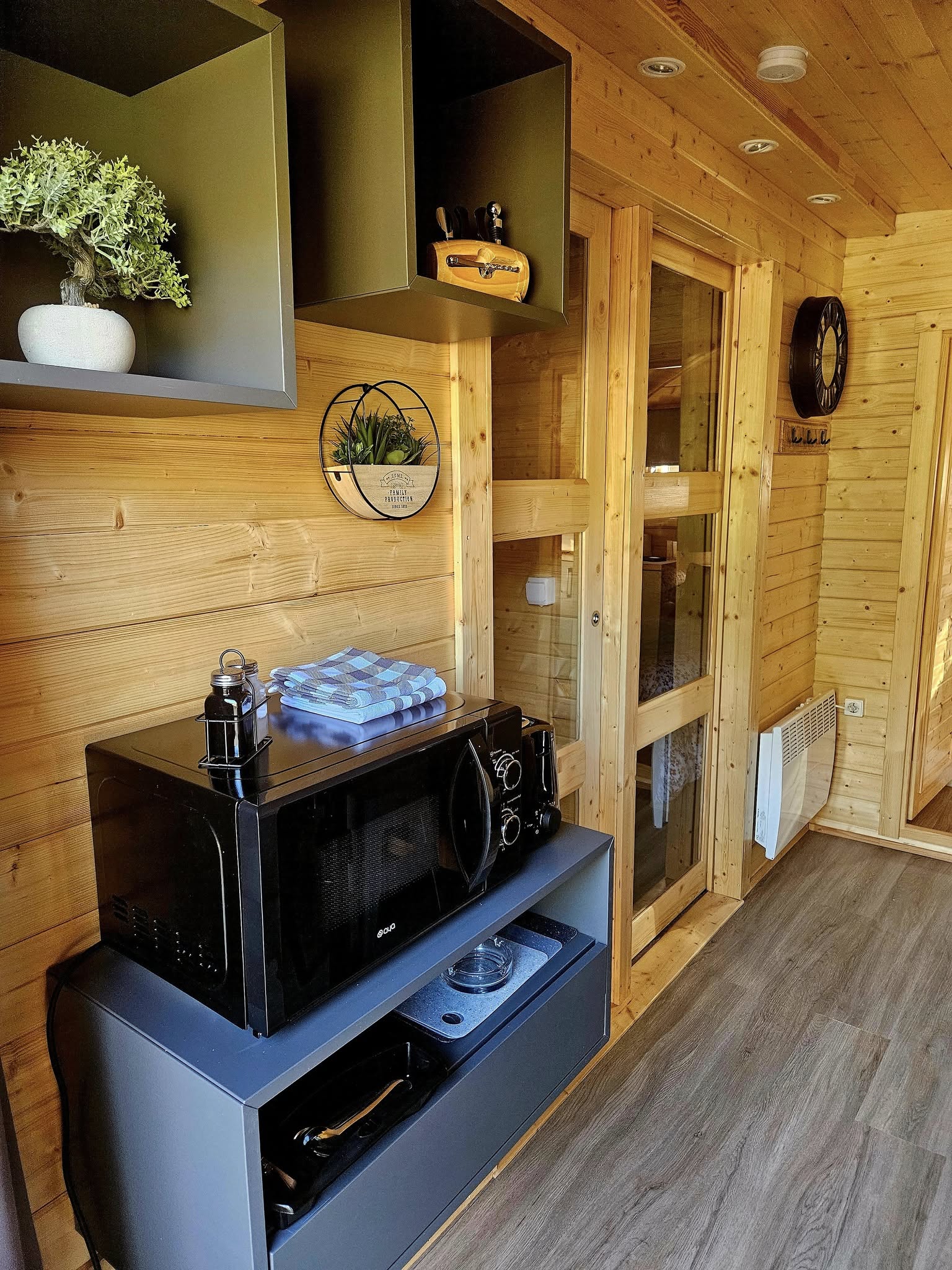 Double Pod — Hébergement insolite avec spa à Rainville (Vosges) à Rainville — chambre