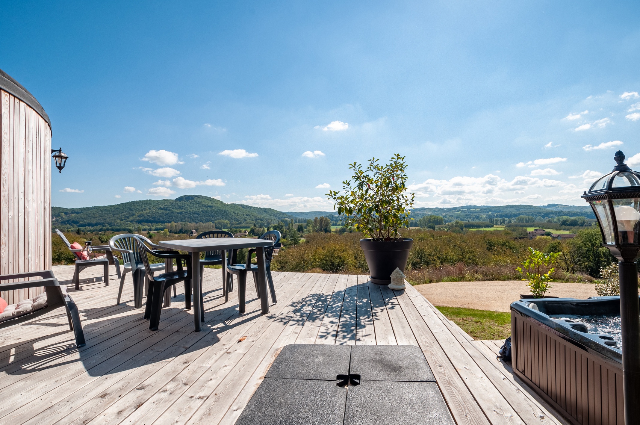 Cabane Spa Rêve en Périgord — Cabane avec jacuzzi à Sarlat en Dordogne à Sarlat-la-Canéda — cuisine