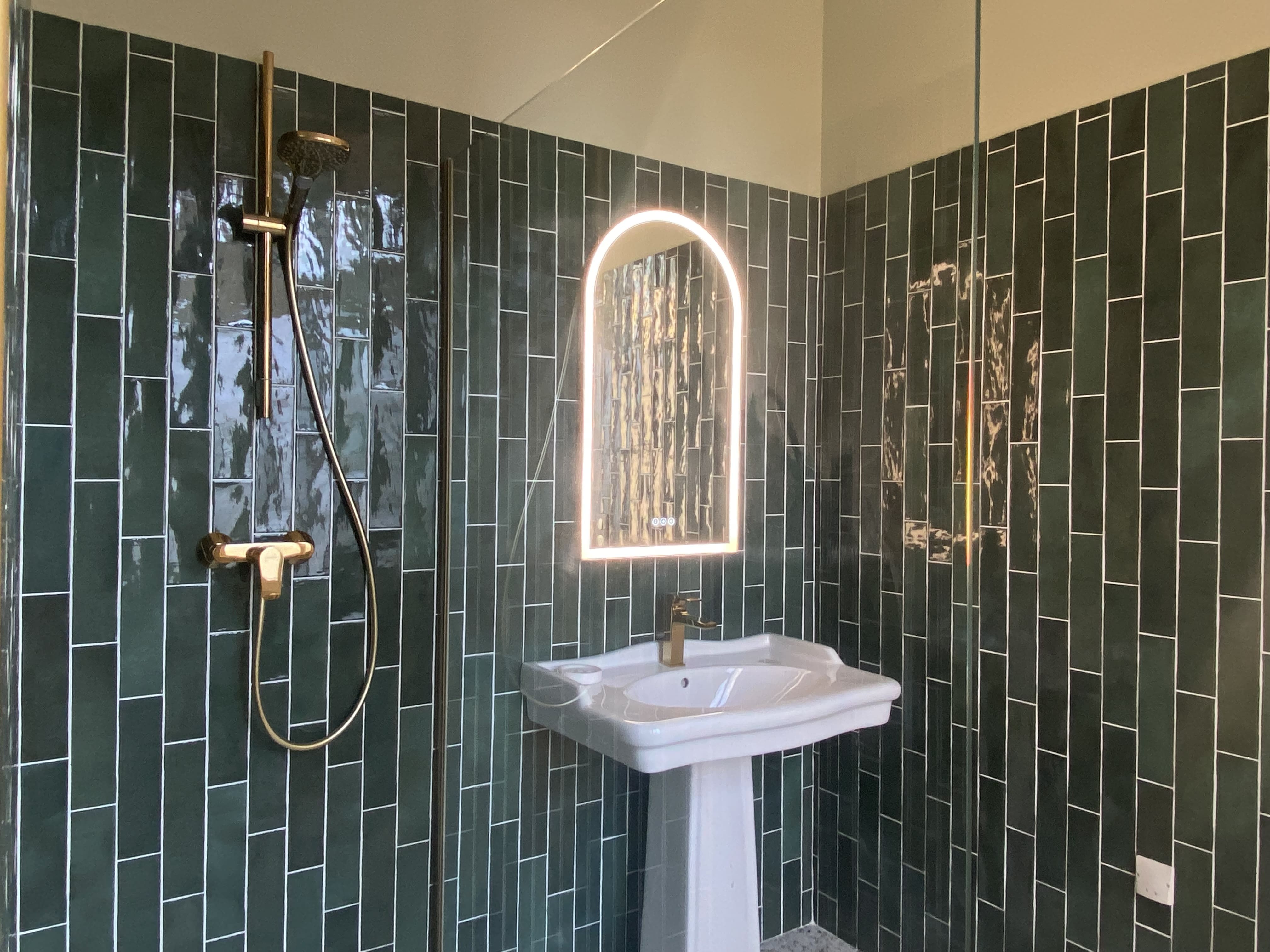 Chambre Aventurine — Maison insolite avec spa à Gramat (Lot) à Gramat — cuisine