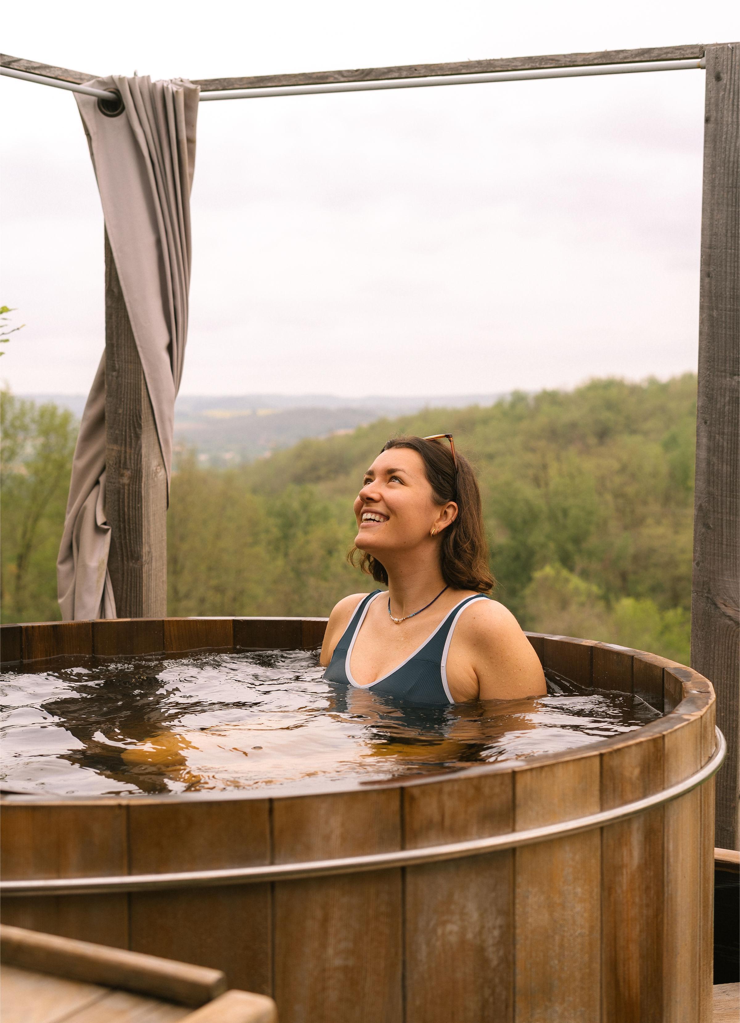 Le Terrier & Spa — Cabane végétalisée avec spa à Tarn à Rabastens — vue intérieure