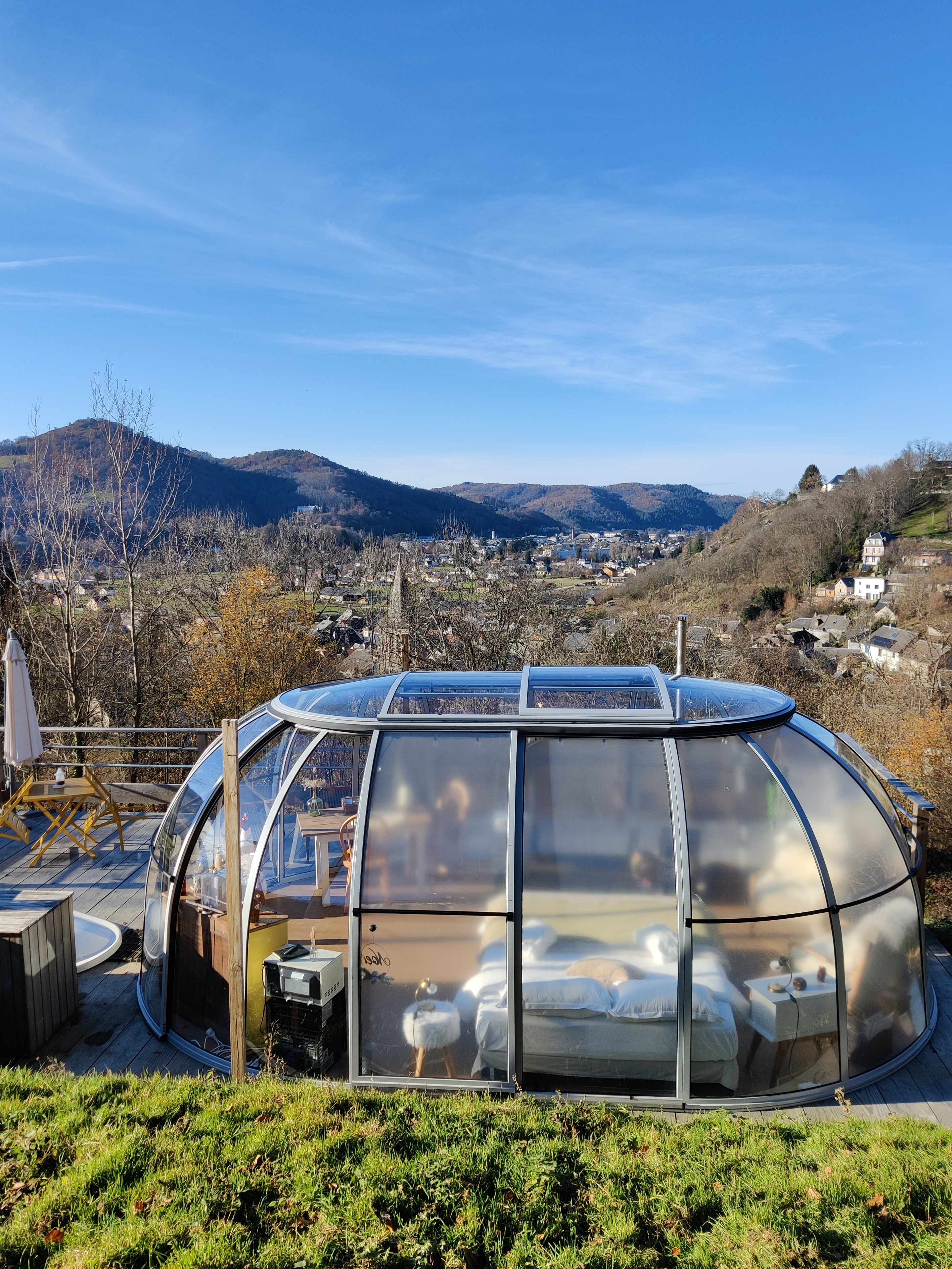 La Canopée & Spa : un dôme enchanteur au cœur des Pyrénées à Gerde — cuisine