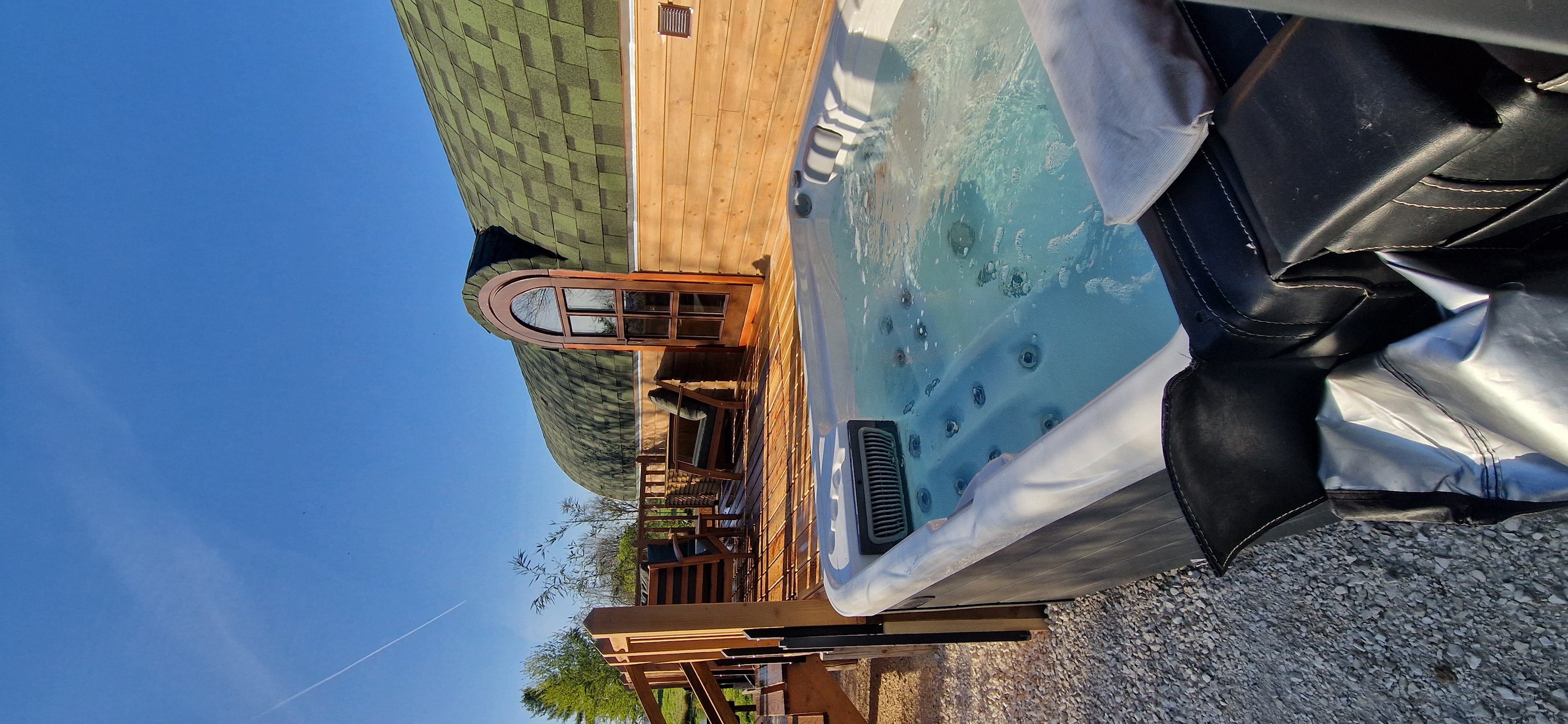 Le Mama Tonneau — Tonneau avec spa à Vieux-Château (Côte-d'Or) à Vieux-Château — vue depuis la terrasse
