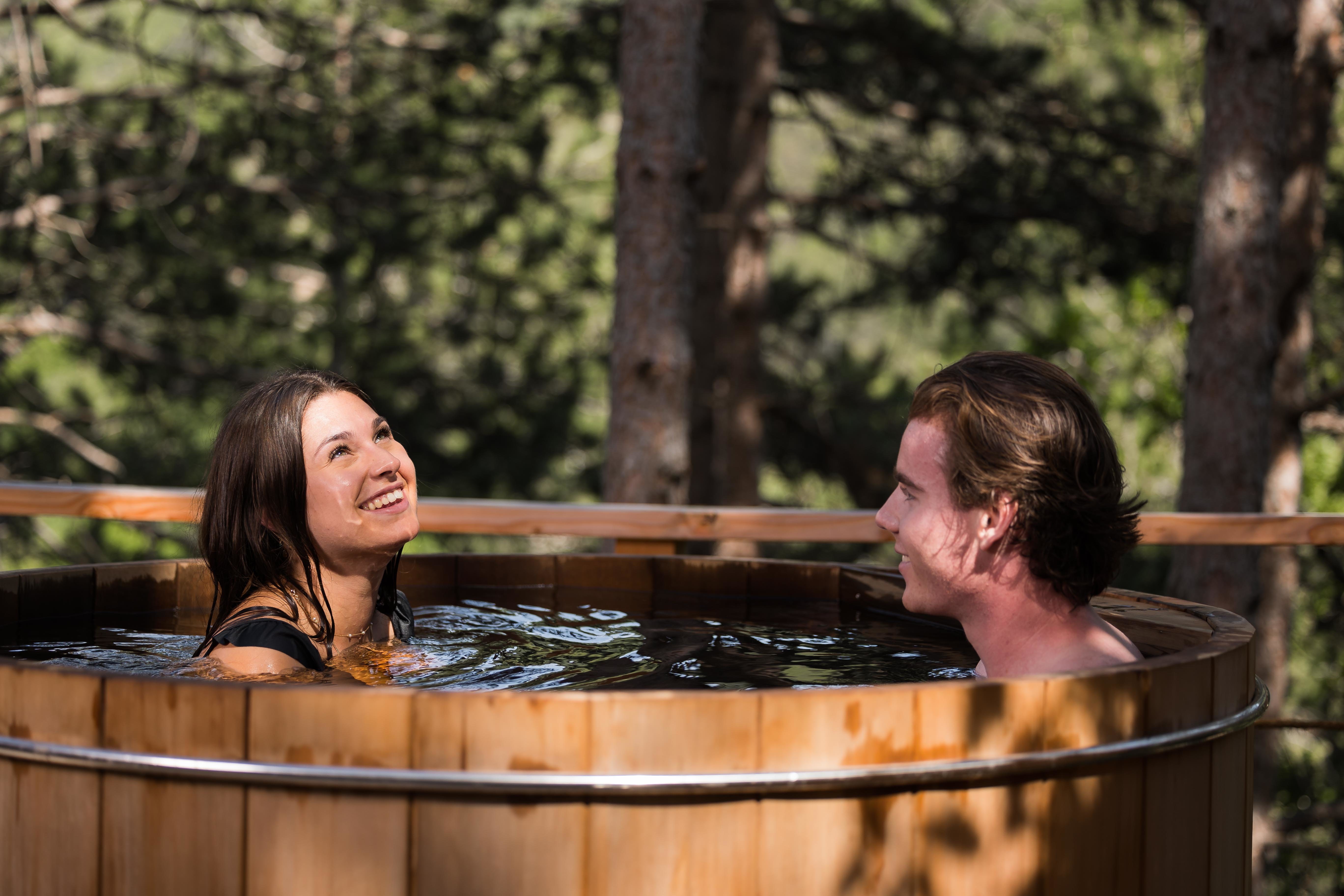 Le Lodge La Parenthèse — Cabane dans les arbres avec bain nordique à Dieulefit à Dieulefit — vue intérieure