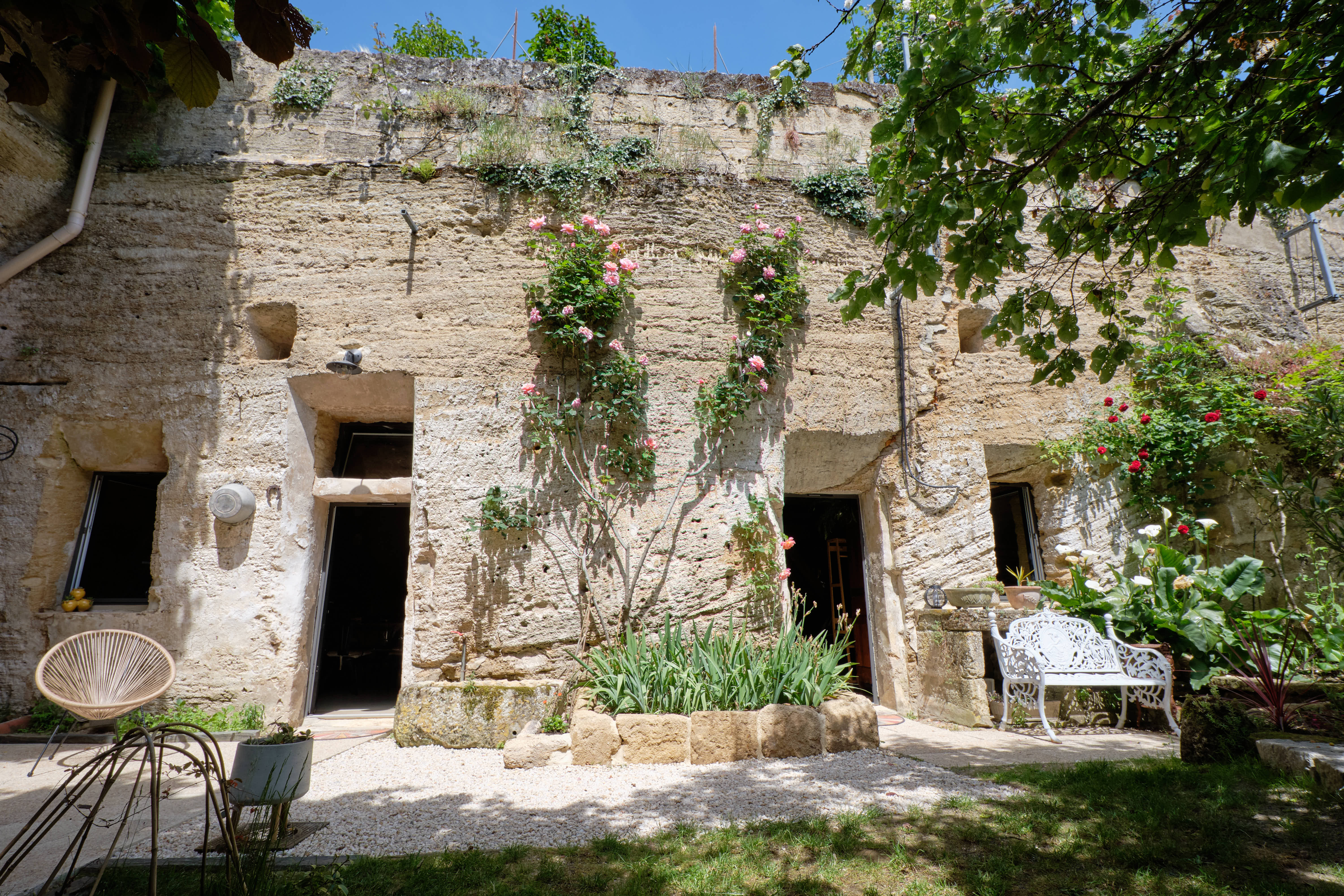 TrogloMoro — Maison troglodyte avec spa à Maine-et-Loire